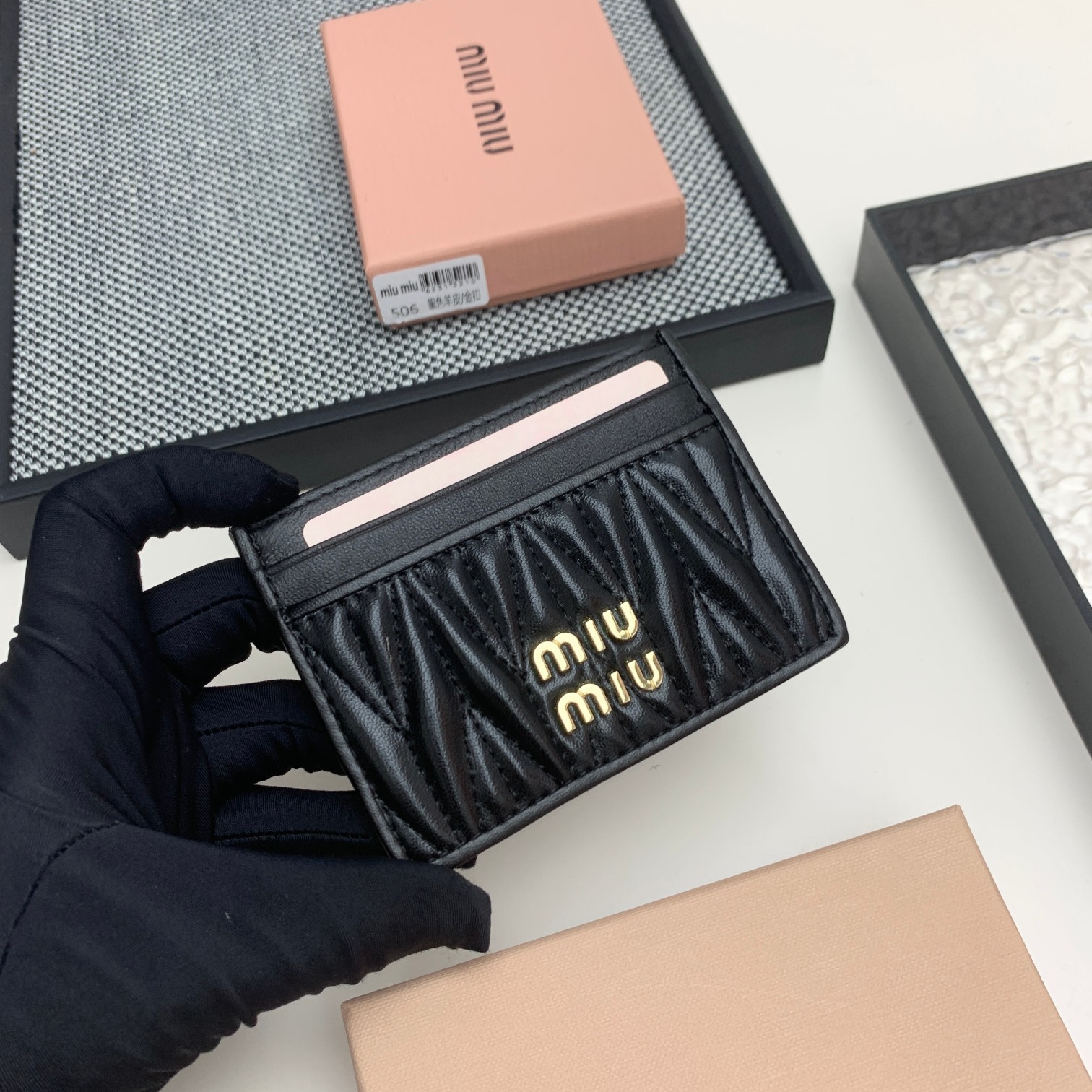 编号：506
品牌：miu miu 
颜色：黑色 粉色 蓝色
尺寸： 10*7*1
说明  miumiu