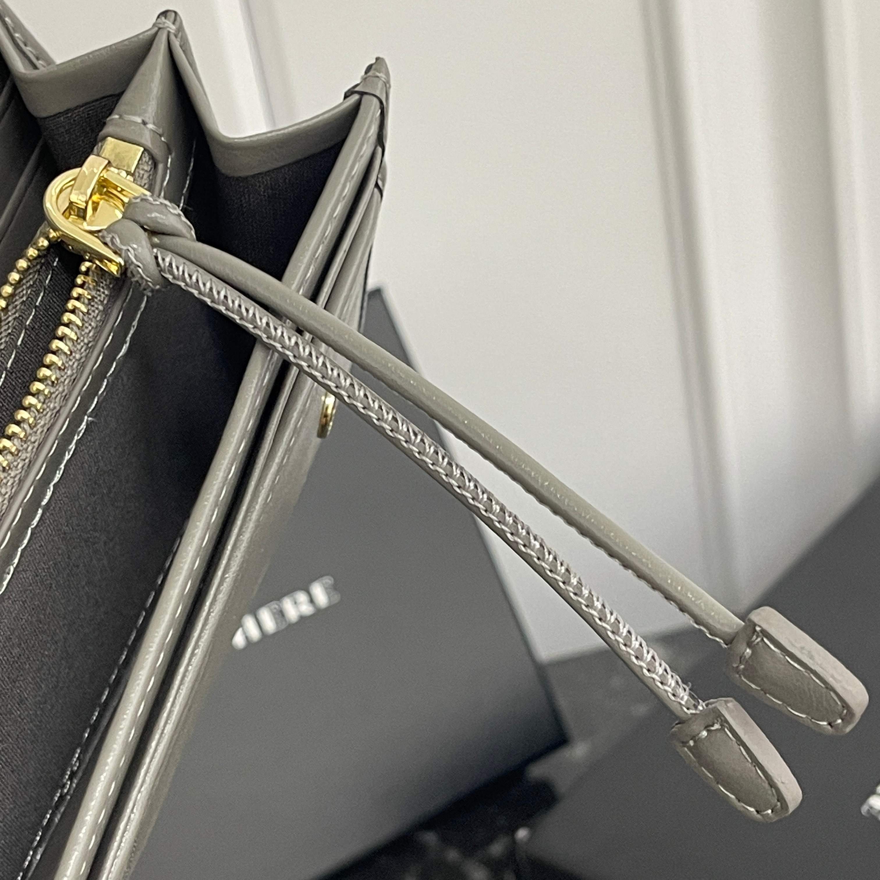 【大人気上品でコンパクト】カードコインケース 財布