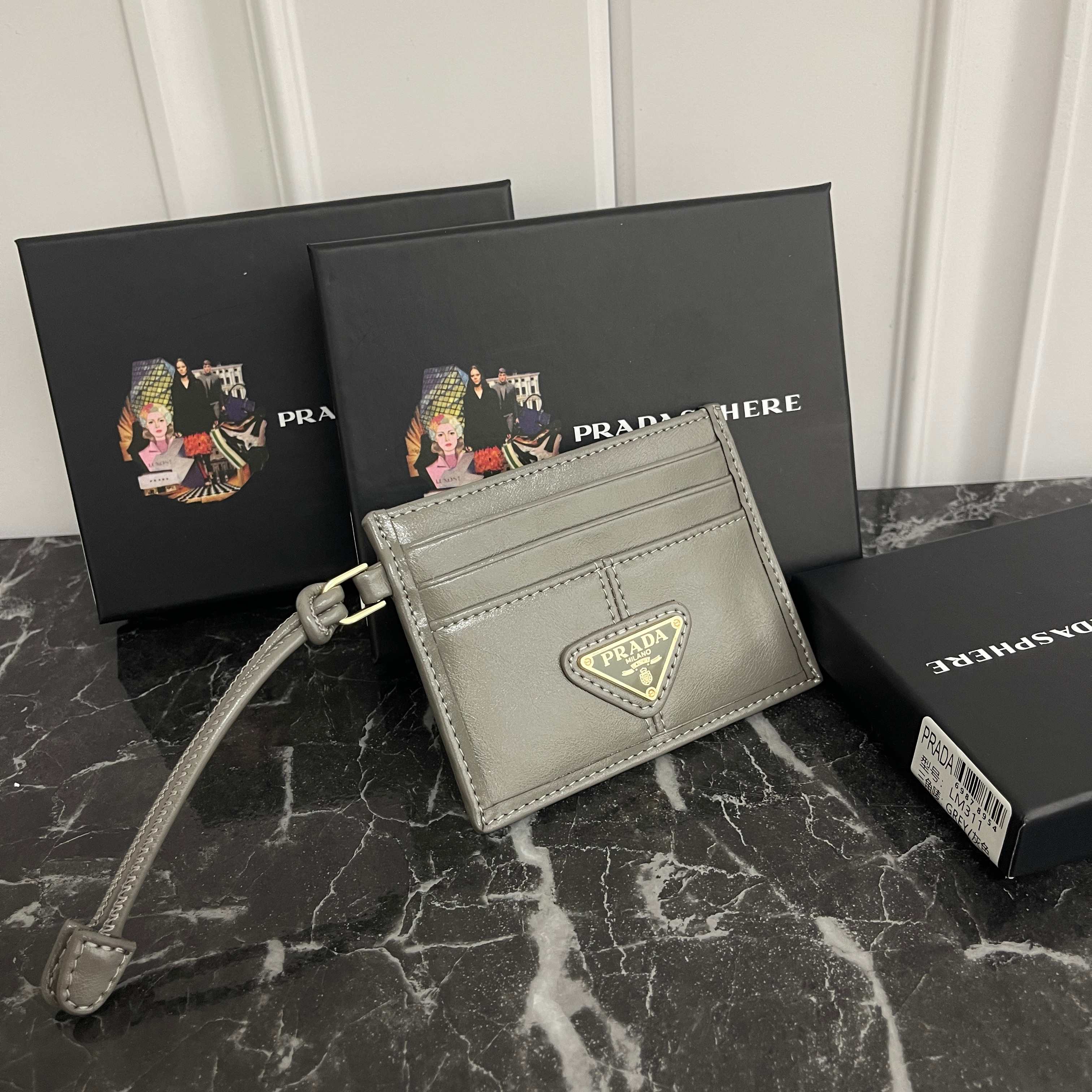 【大人気上品でコンパクト】カードコインケース 財布