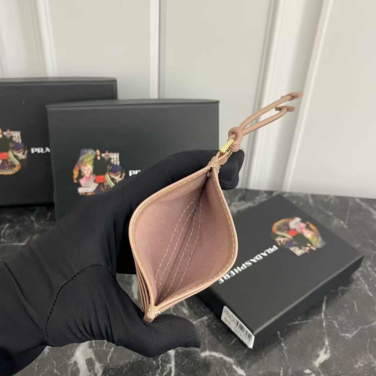 【大人気上品でコンパクト】カードコインケース 財布