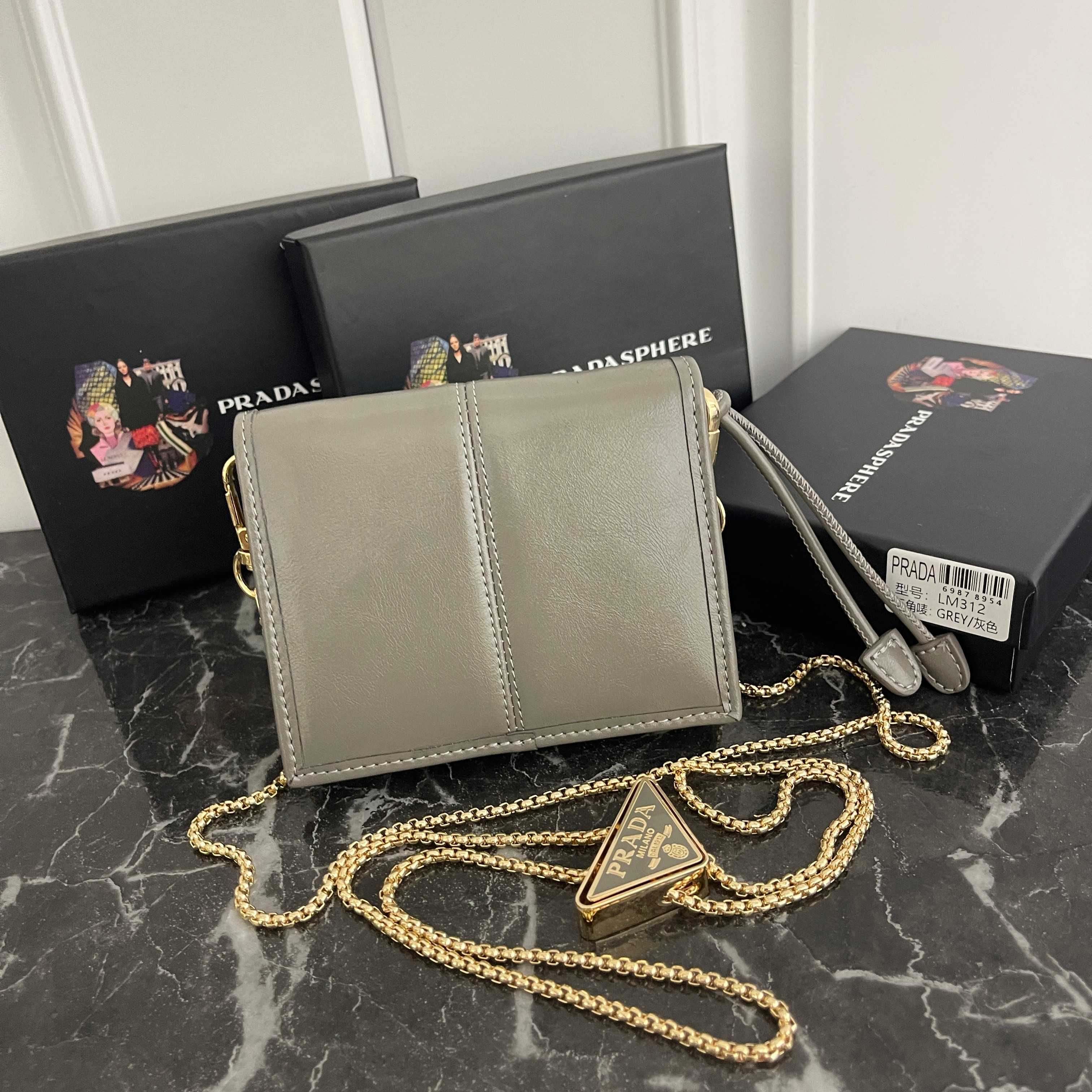 【大人気上品でコンパクト】カードコインケース 財布