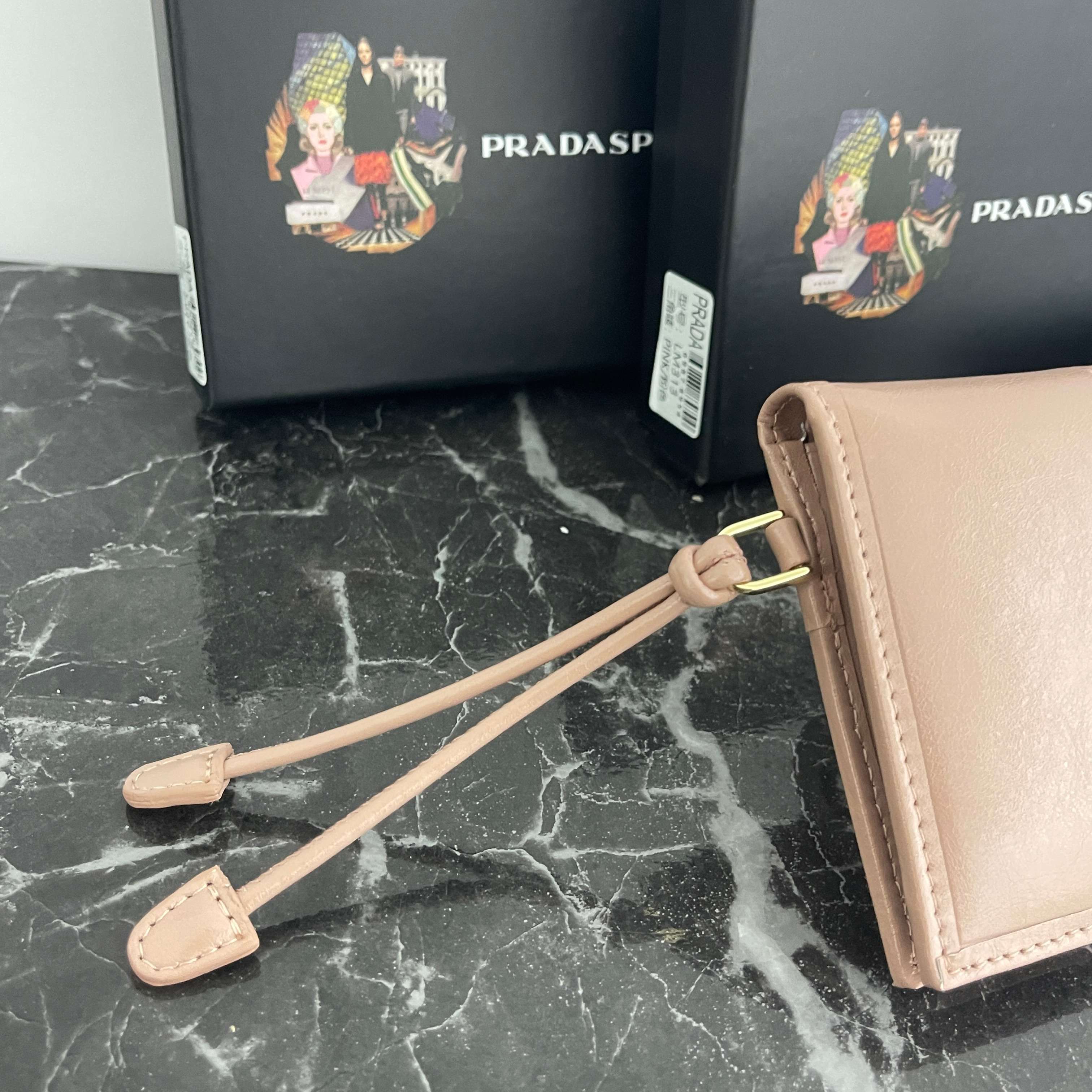 【大人気上品でコンパクト】カードコインケース 財布