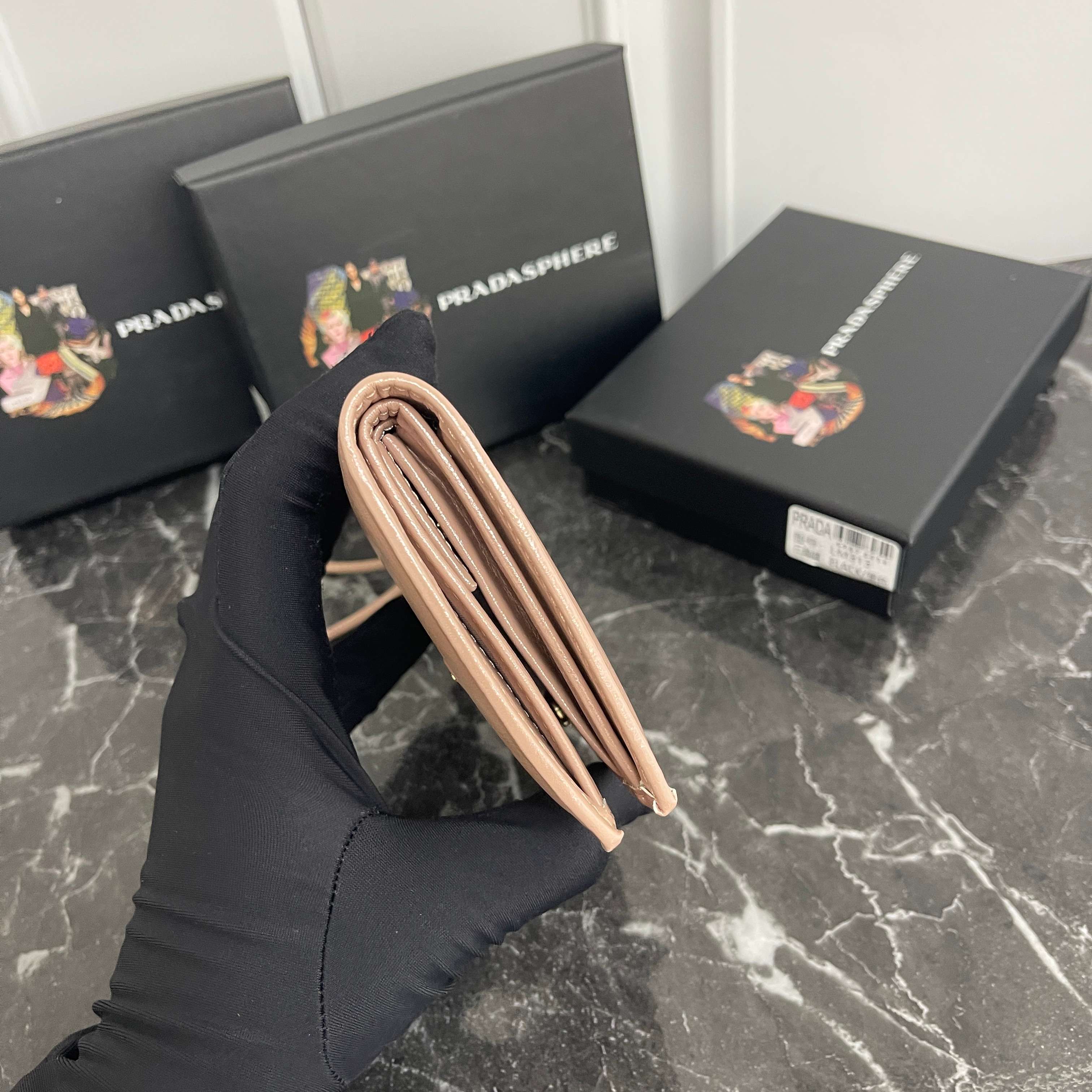 【大人気上品でコンパクト】カードコインケース 財布