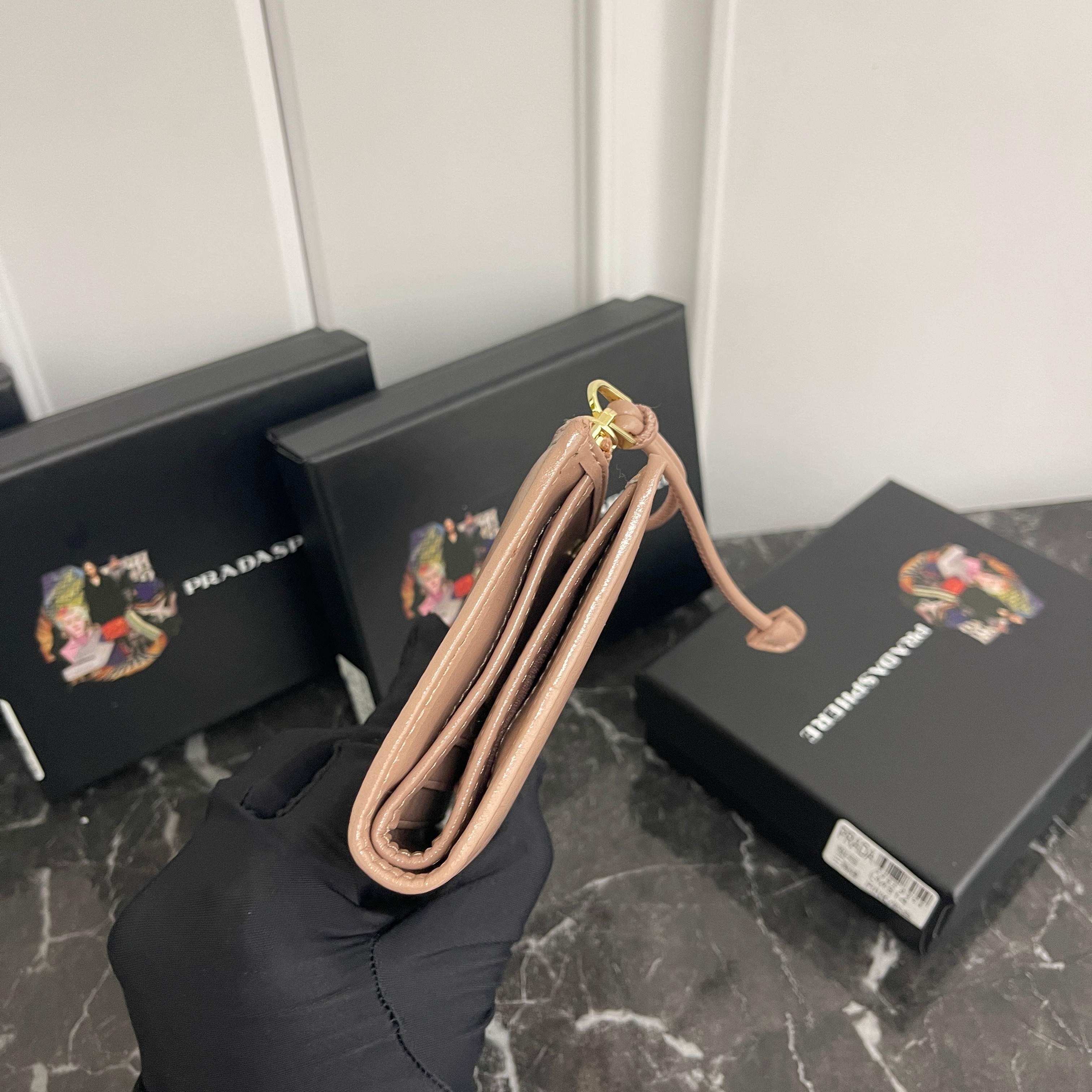 【大人気上品でコンパクト】カードコインケース 財布