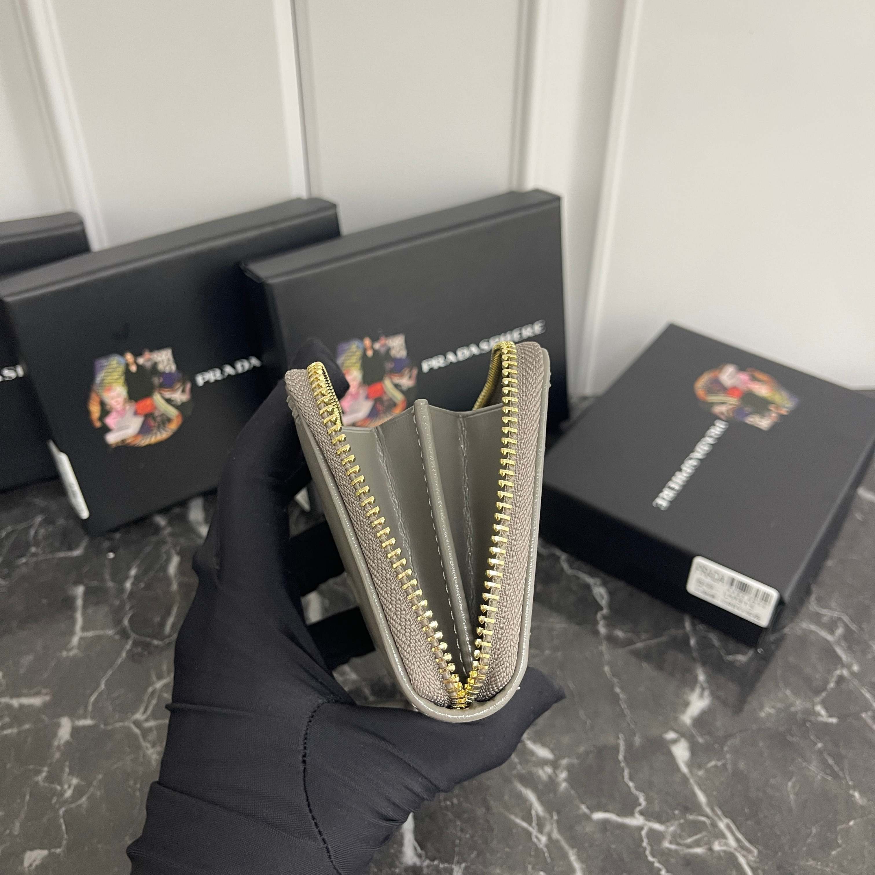 【大人気上品でコンパクト】カードコインケース 財布