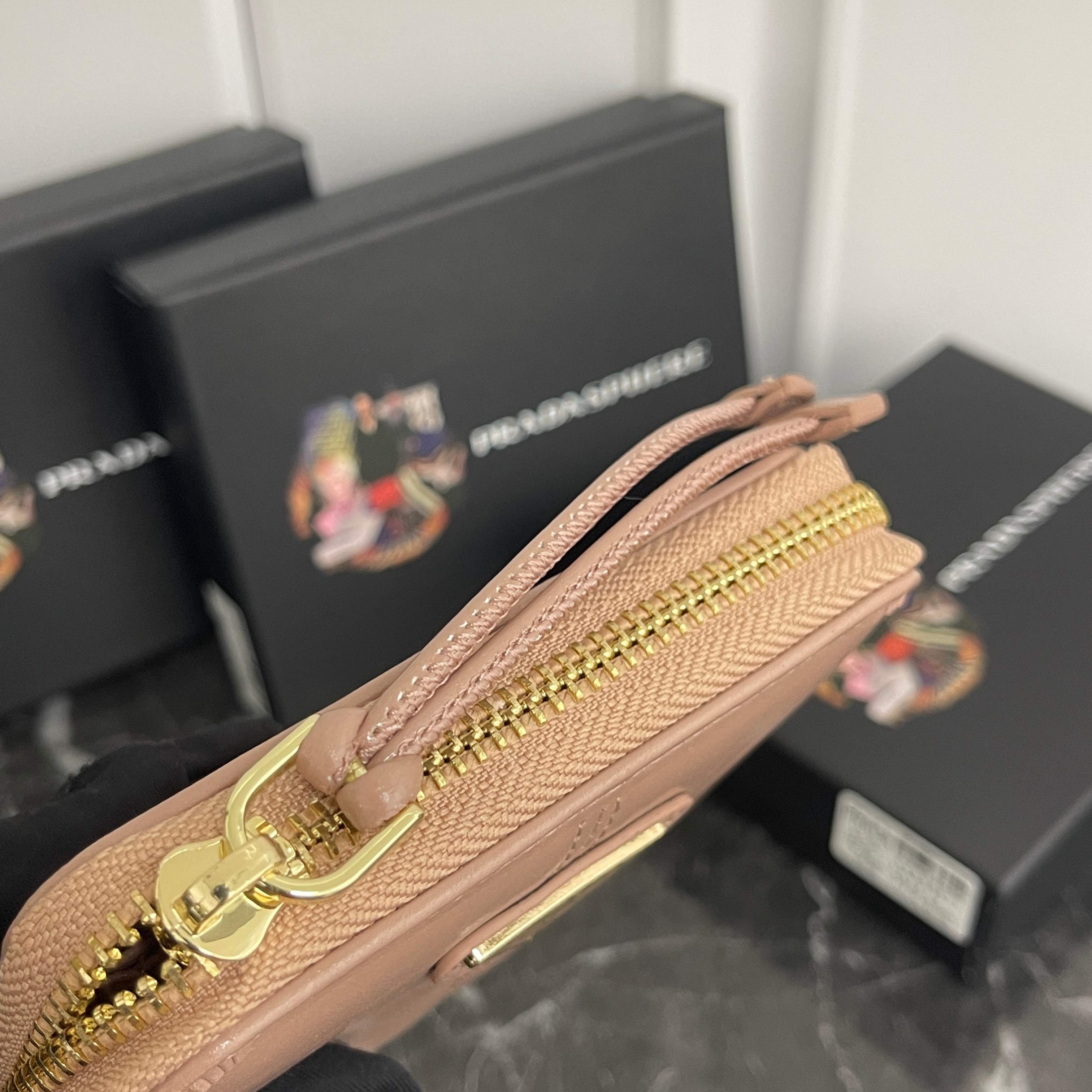 【大人気上品でコンパクト】カードコインケース 財布