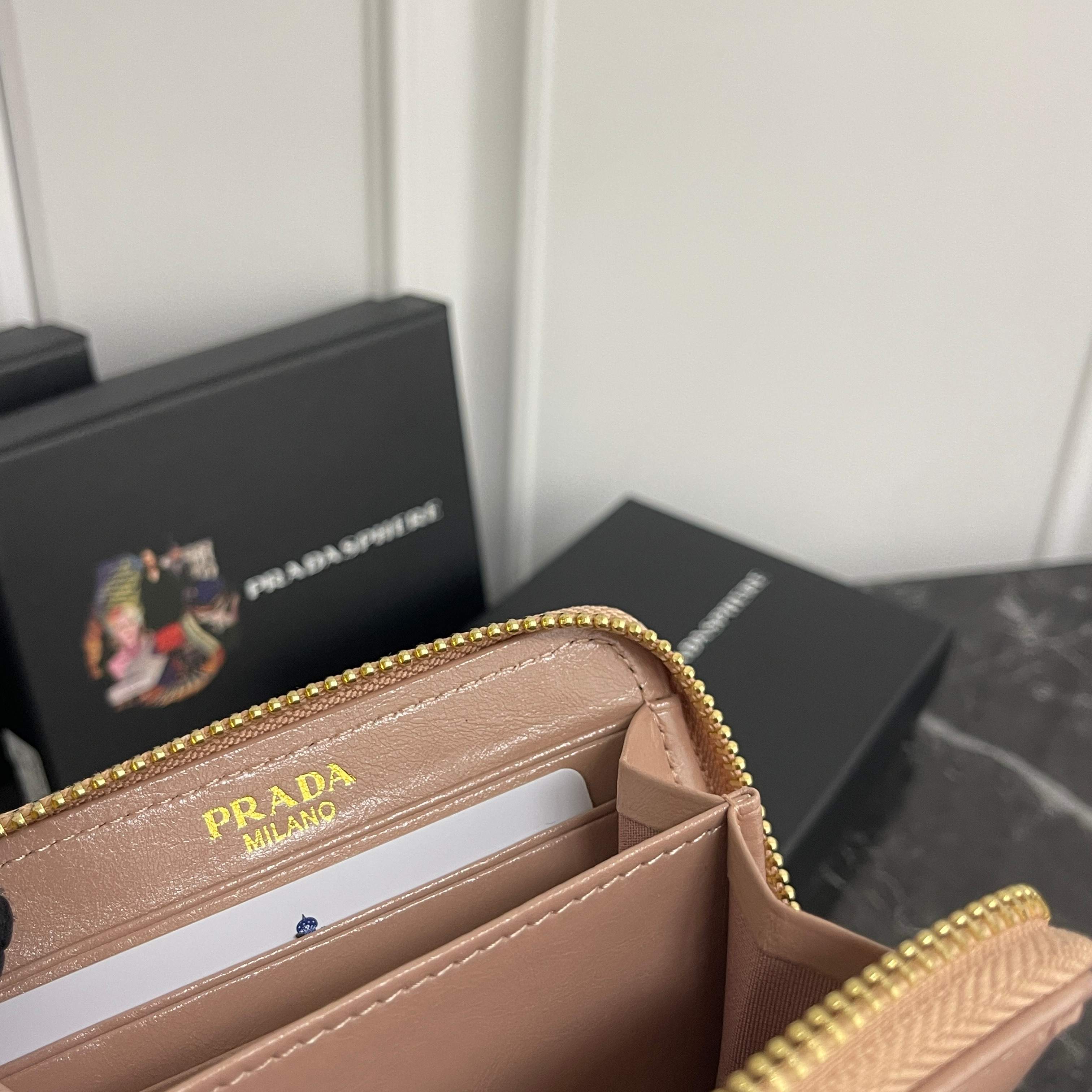 【大人気上品でコンパクト】カードコインケース 財布