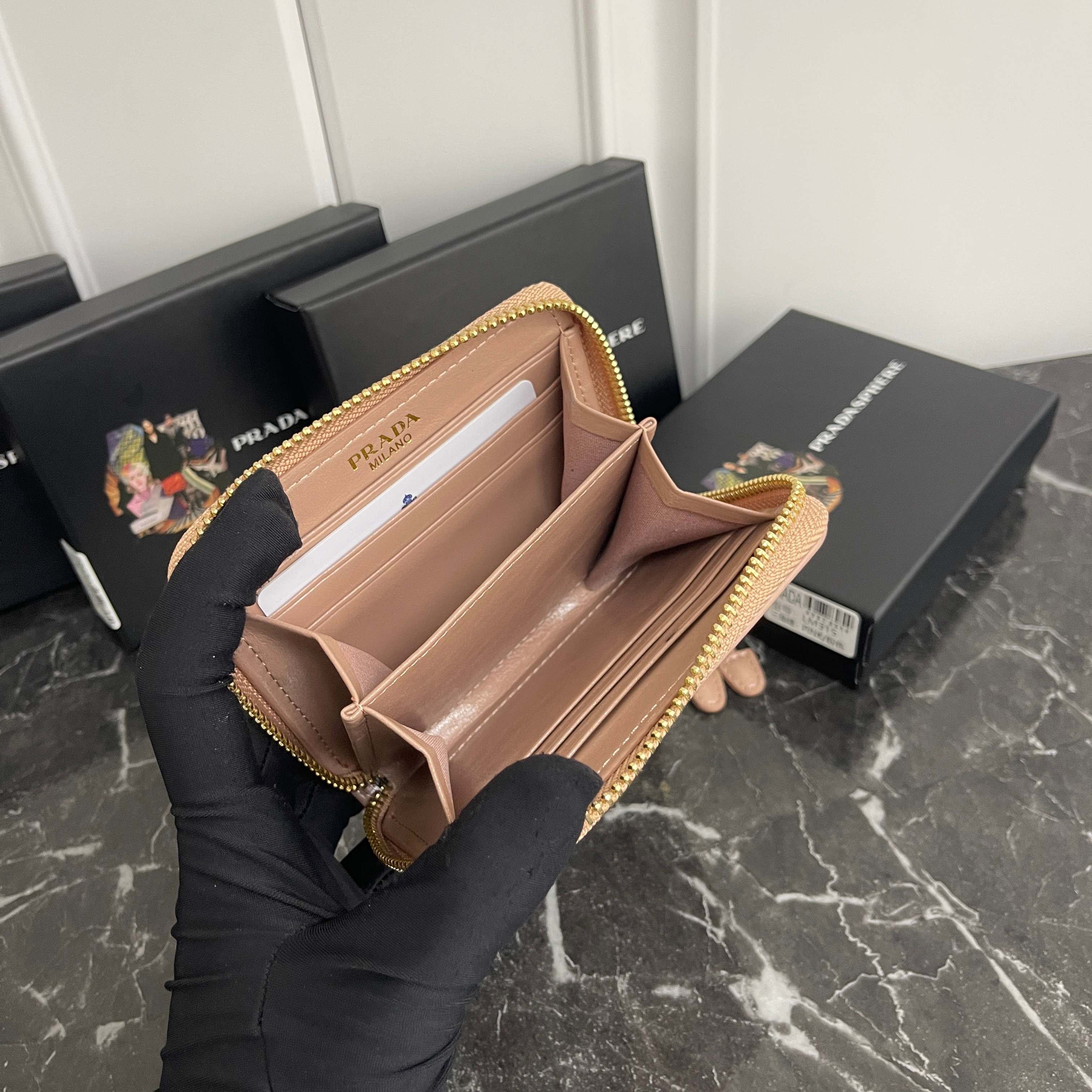 【大人気上品でコンパクト】カードコインケース 財布