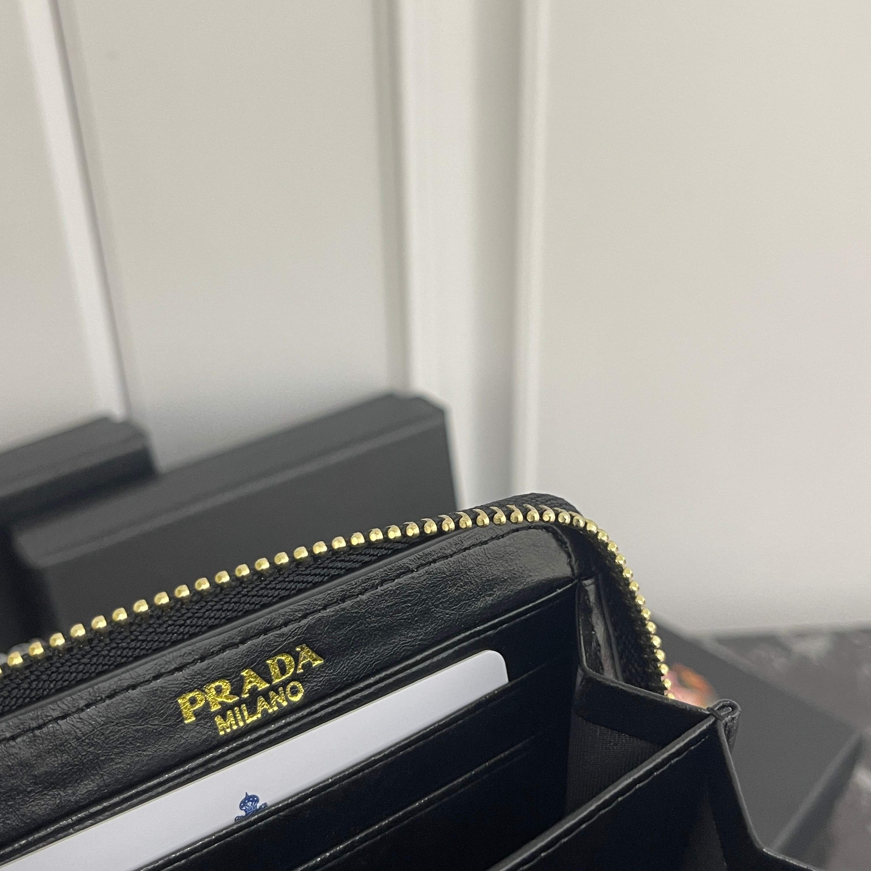 【大人気上品でコンパクト】カードコインケース 財布