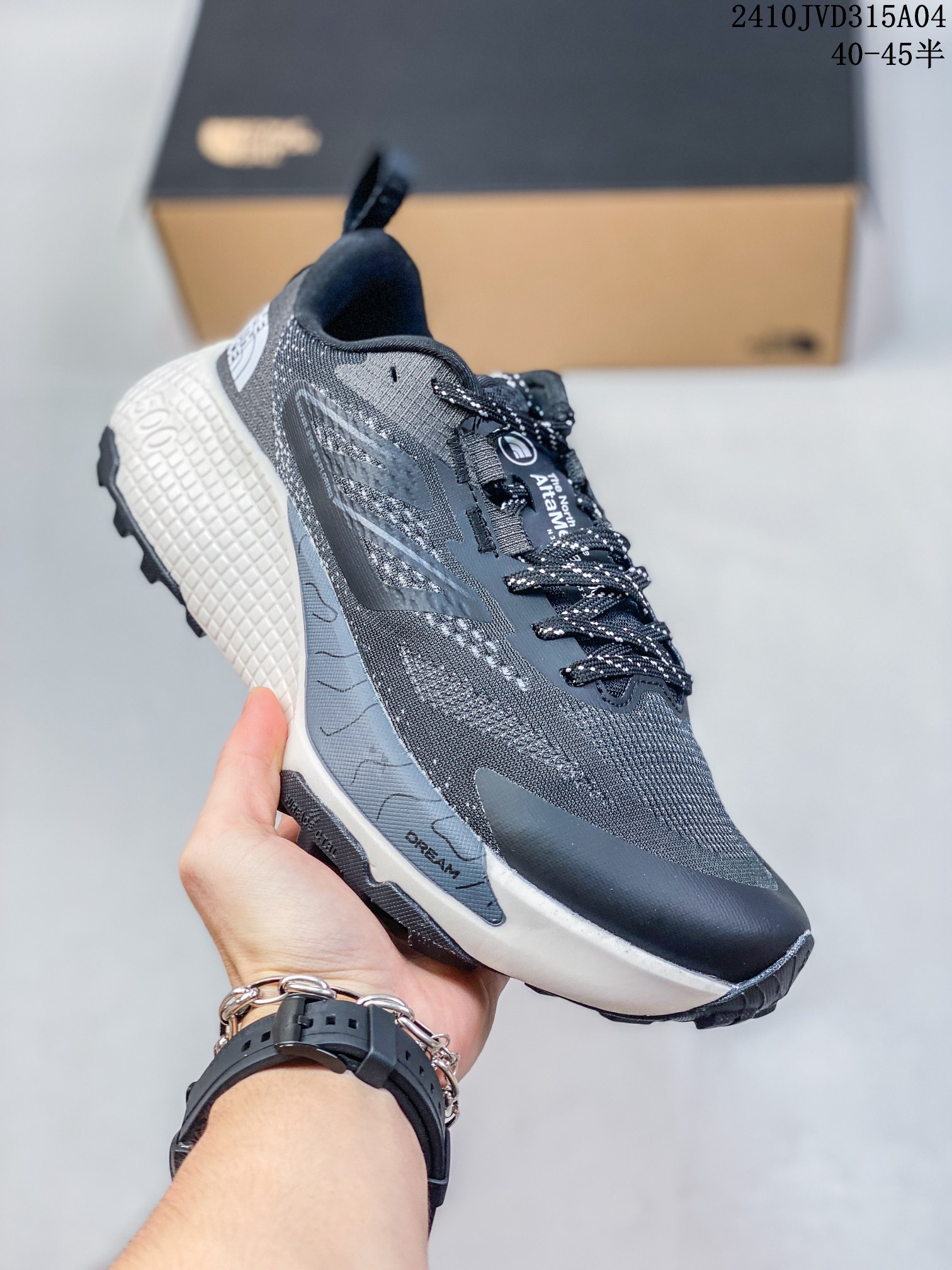 The North Face Heehog Sneaker: Platinum Development with Outdoor Durability