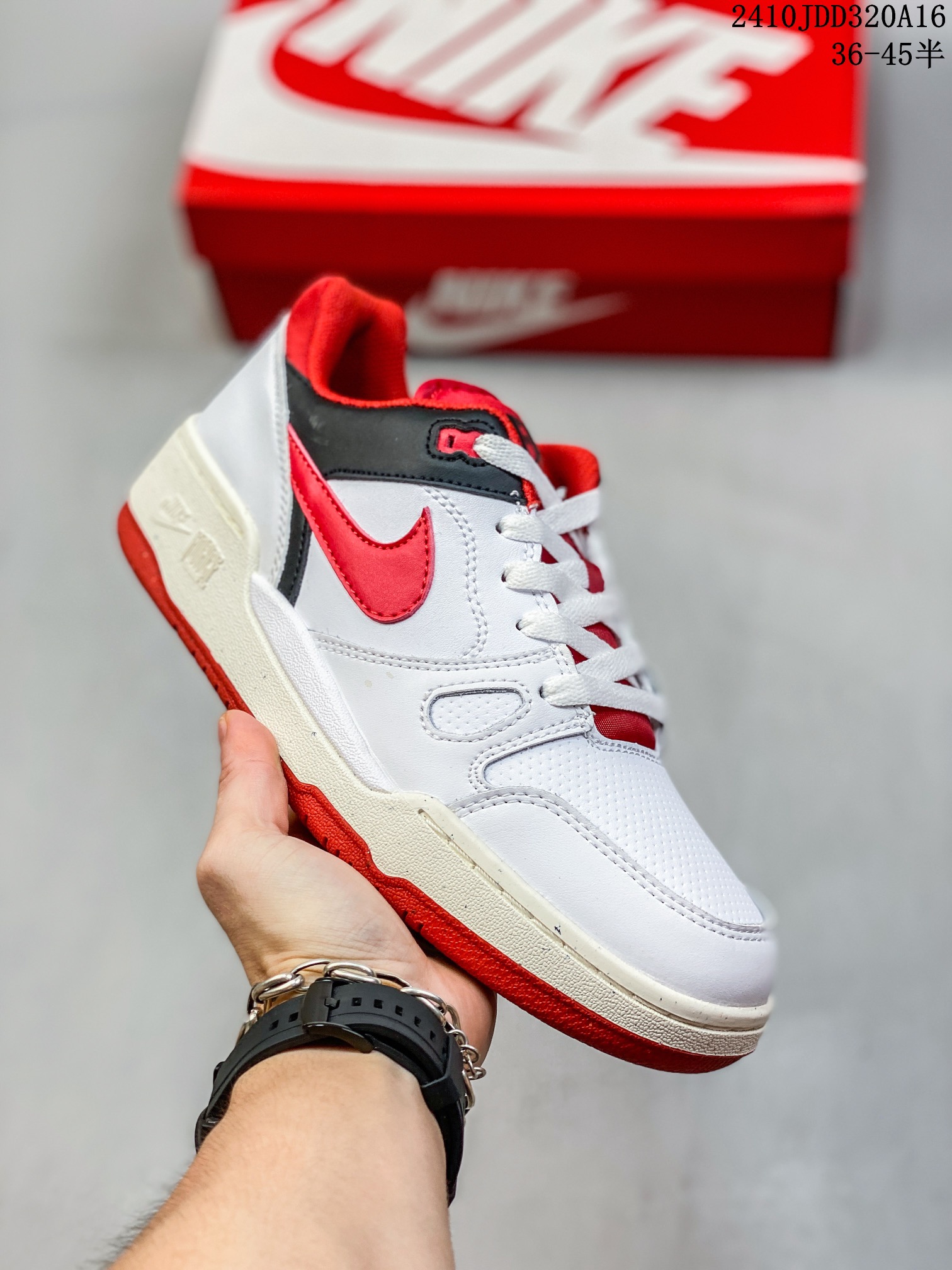 🈴💰150
✅耐克Nike FULL FORCE LO扣篮系列低帮休闲运动滑板板鞋采用软质牛剖皮鞋面材质#正确后跟反口里弧度#原厂中底布正确印刷#鞋垫嵌入缓震乳胶+Sole真气垫装置#原比值开发耐磨橡胶大底❗
货号:FB1362-101
尺码:36 36.5 37.5 38 38.5 39 40 40.5 41 42 42.5 43 44 45
编码:10JDD320A16