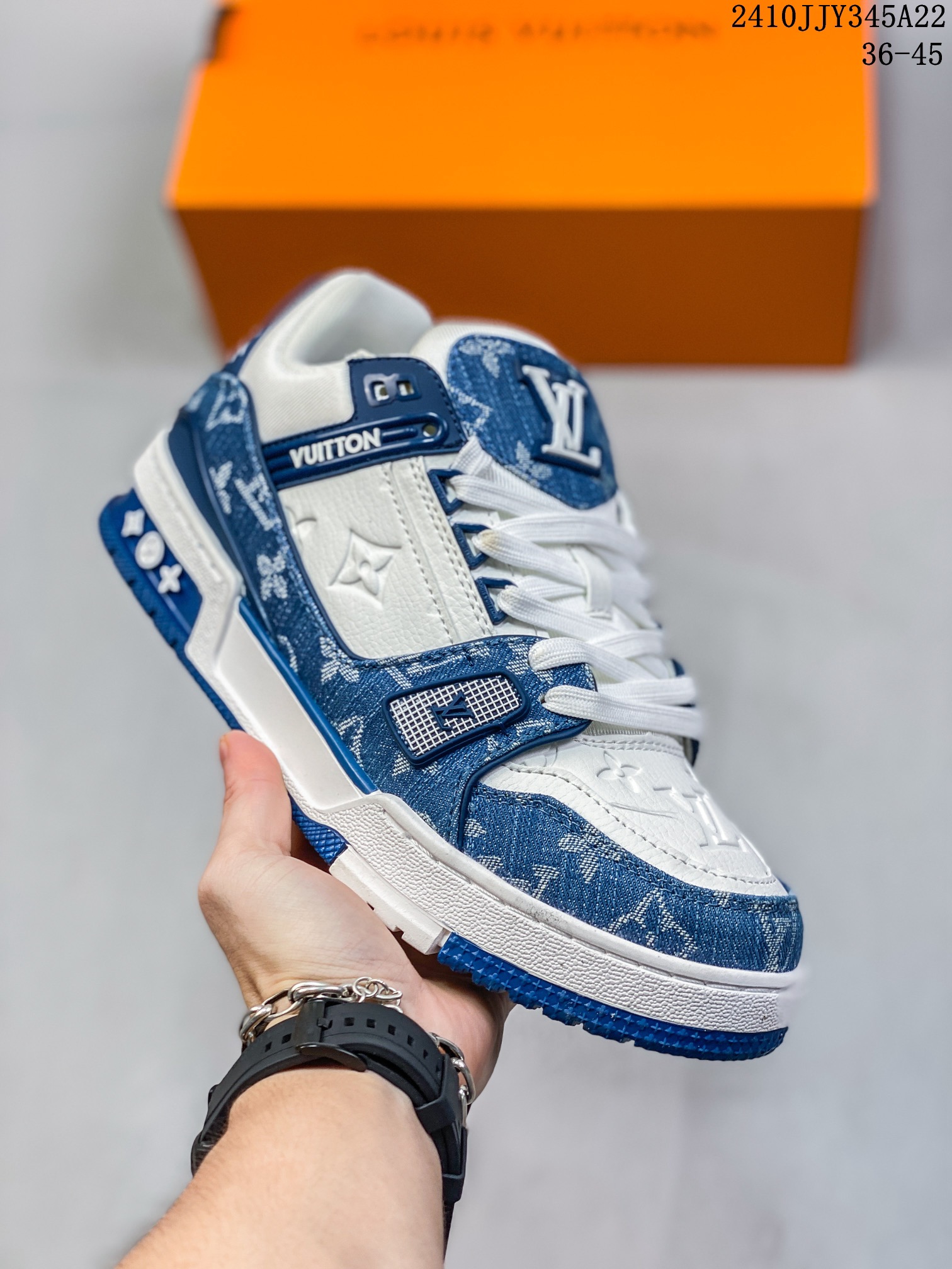 🈴💰110 全新LV路易威登 LV ARCH LIGHT SNEAKER 休闲运动文化百搭篮球板鞋 尺码： 36-45 36-40