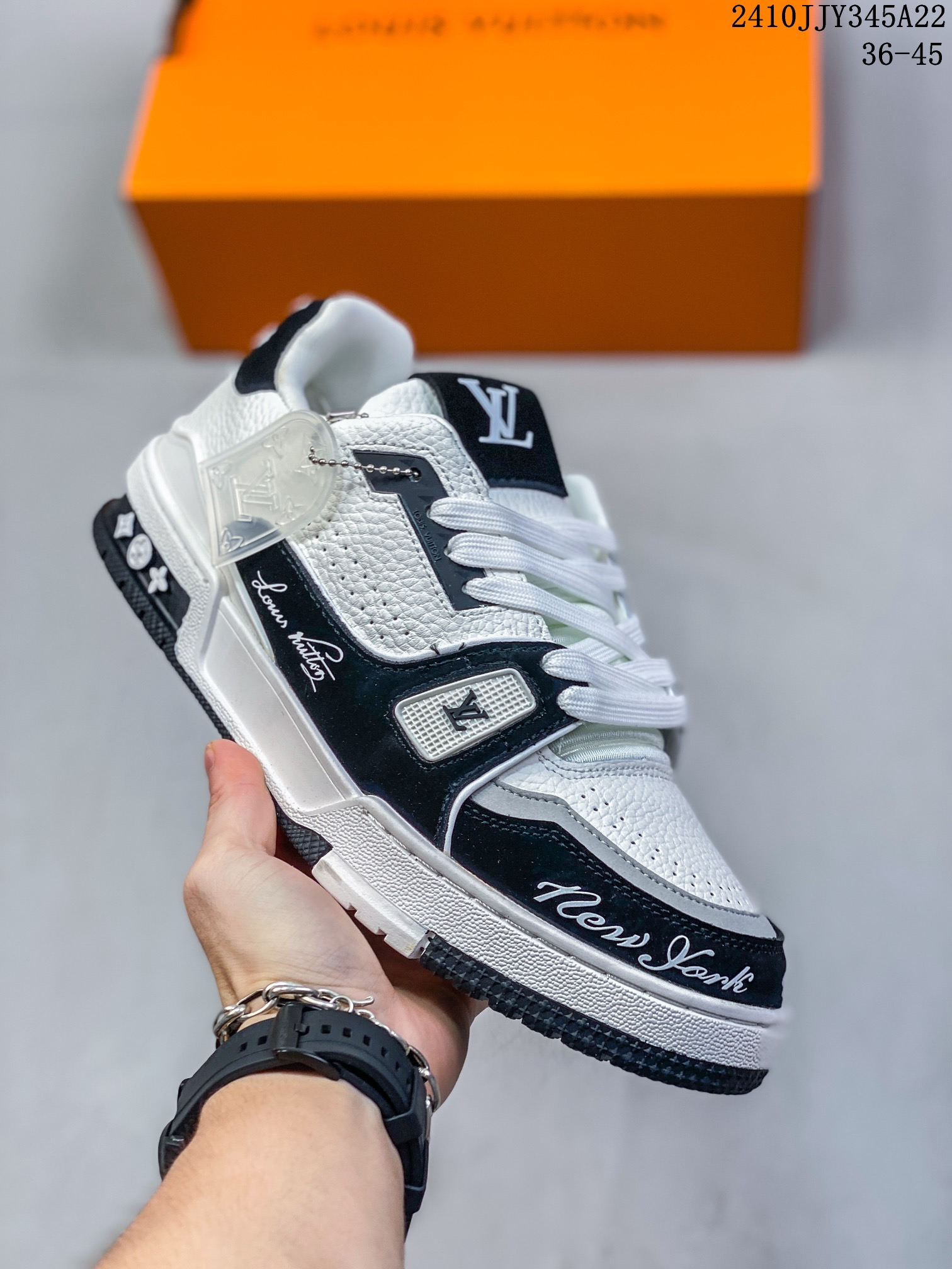 🈴💰110 全新LV路易威登 LV ARCH LIGHT SNEAKER 休闲运动文化百搭篮球板鞋 尺码： 36-45 36-40