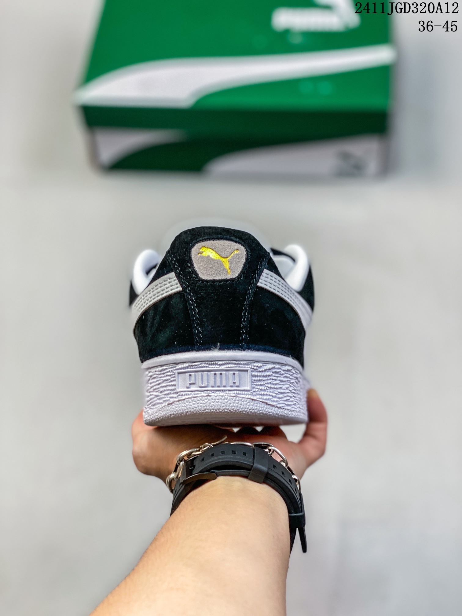 ❤️220包邮/原单代购级别
彪马 PUMA  Suede Platform Gold 蕾哈娜 厚底 松糕休闲百搭板鞋 复古潮男女鞋时尚运动鞋

货号:  397233
Size:   36-45含半码
编码:   11JGD320A12