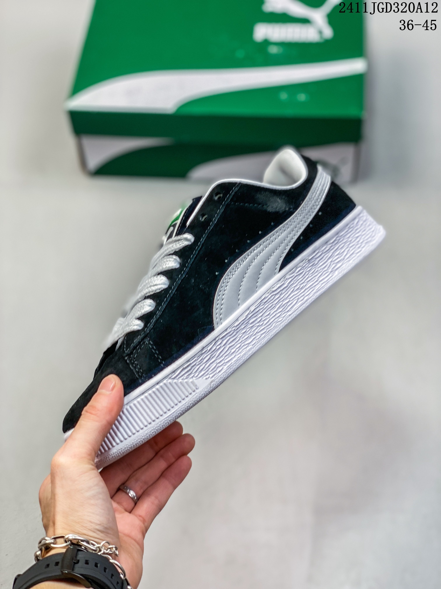 ❤️220包邮/原单代购级别
彪马 PUMA  Suede Platform Gold 蕾哈娜 厚底 松糕休闲百搭板鞋 复古潮男女鞋时尚运动鞋

货号:  397233
Size:   36-45含半码
编码:   11JGD320A12