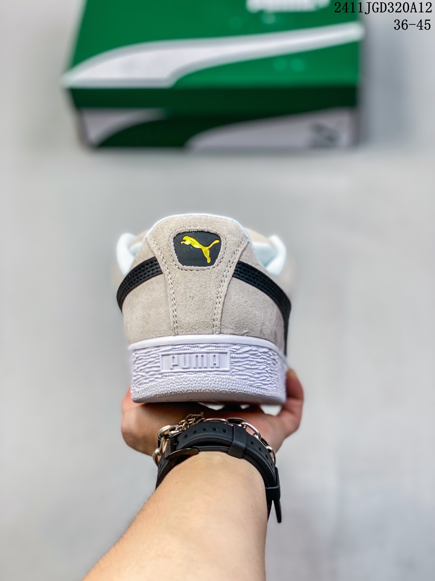 ❤️220包邮/原单代购级别
彪马 PUMA  Suede Platform Gold 蕾哈娜 厚底 松糕休闲百搭板鞋 复古潮男女鞋时尚运动鞋

货号:  397233
Size:   36-45含半码
编码:   11JGD320A12