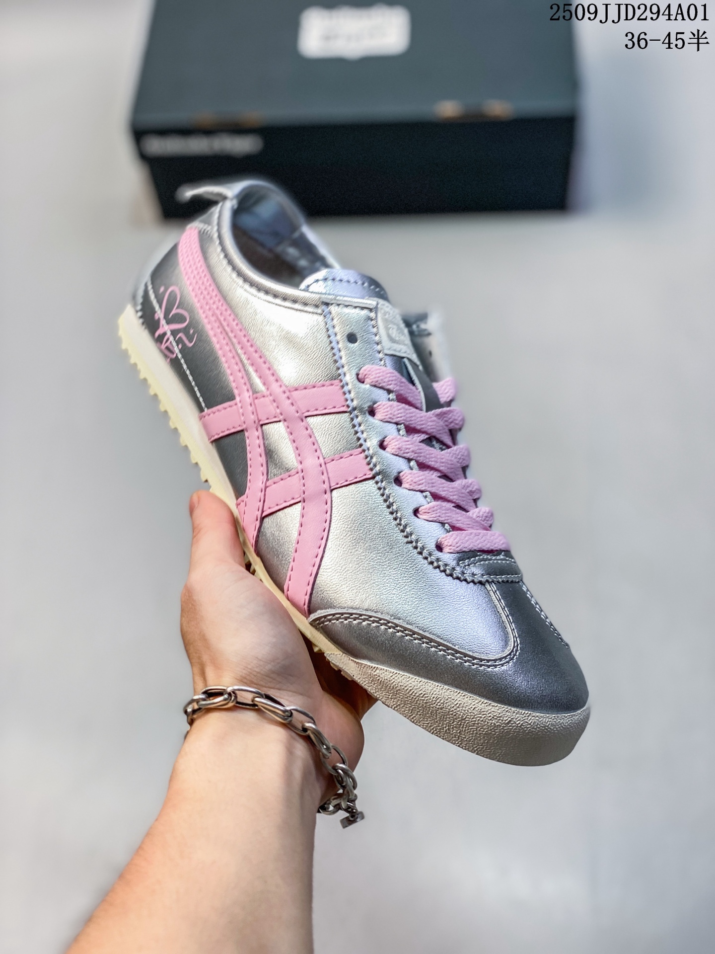 💰110
真标带半码
 鬼虎tiger Mexico 2025德训运动休闲鞋复古鞋平底鞋男女鞋
尺码：见图
编码：09JJD294A01