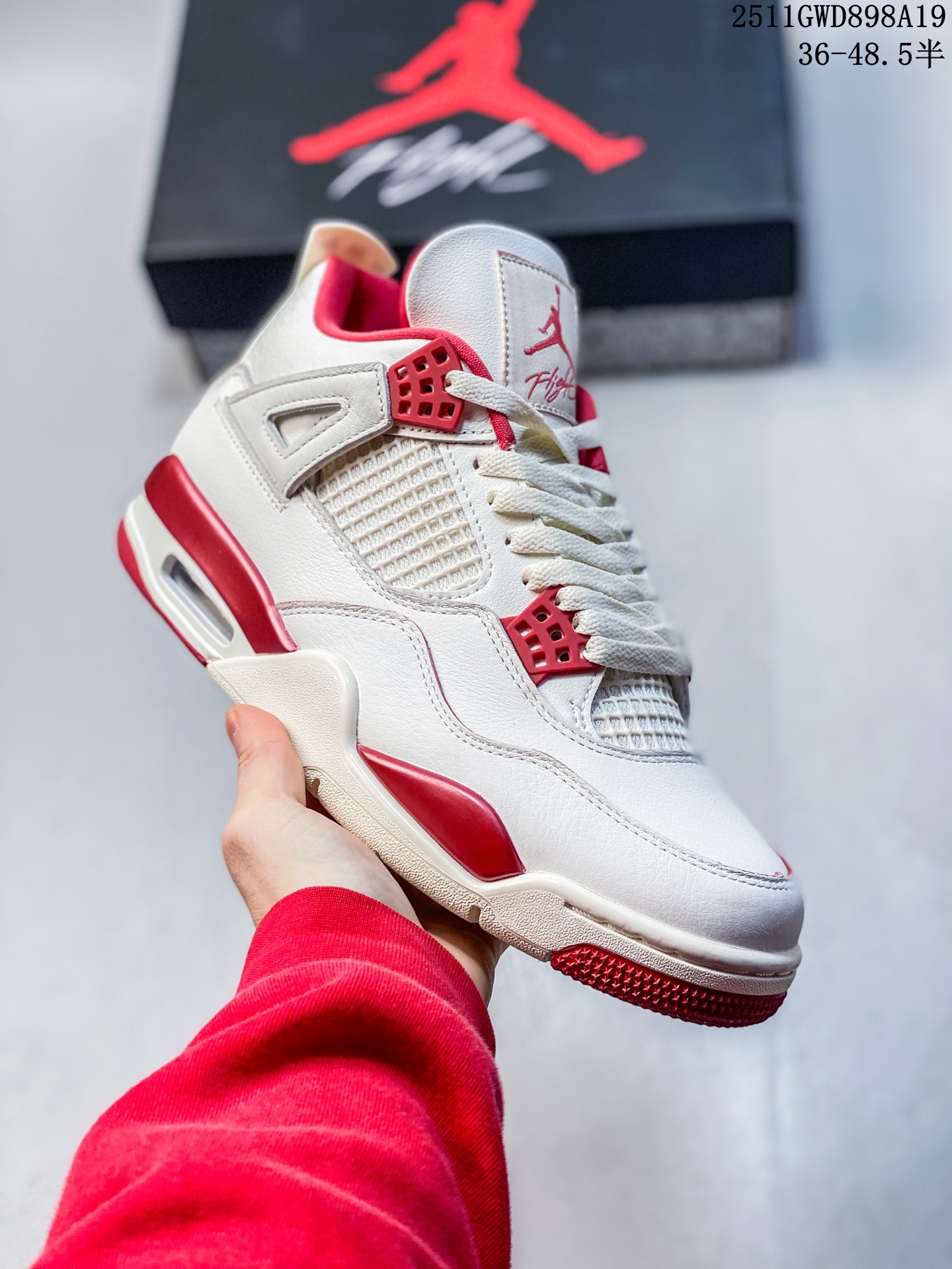 💰280 Nike Air Jordan 4 Retro 耐克迈克尔·乔丹AJ4代中帮复古休闲运动文化篮球鞋
原厂材料TPU超Q弹网格材质 缜密拉帮及中底钢印细节 组合开窗式气垫大底 升级原楦原档案数据开发纸版楦型 采用同源纳帕头层皮革鞋面材质 全新底模完美品相清洁度及喷漆效果
货号:HV0823-108 尺码:36-48(半)
11GWD898A19
