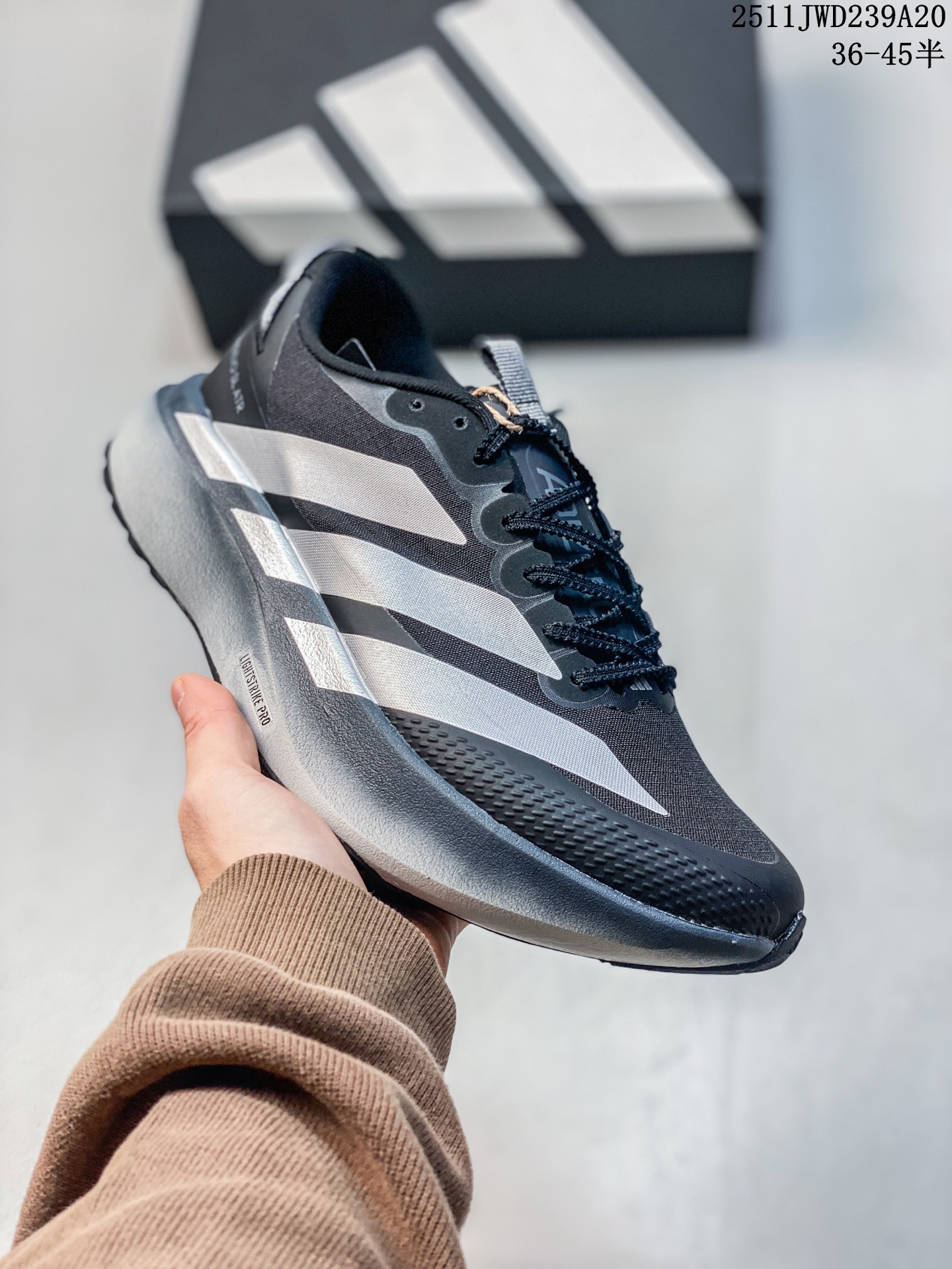 💰180
公司级✅Adidas Adizero Pro Evo SL ATR 阿迪达斯 舒适百搭防滑耐磨 低帮 休闲跑步鞋
中底配置方面搭载全掌Lightstrike Pro
鞋面采用透气网面 契合日常训练鞋的定位
外底给到了橡胶 更加防滑耐磨
货号:KK2686
尺码:36 36.5 37 38 38.5 39 40 40.5 41 42 42.5 43 44 45
ID:JGD101-AZJ
11JWD239A20