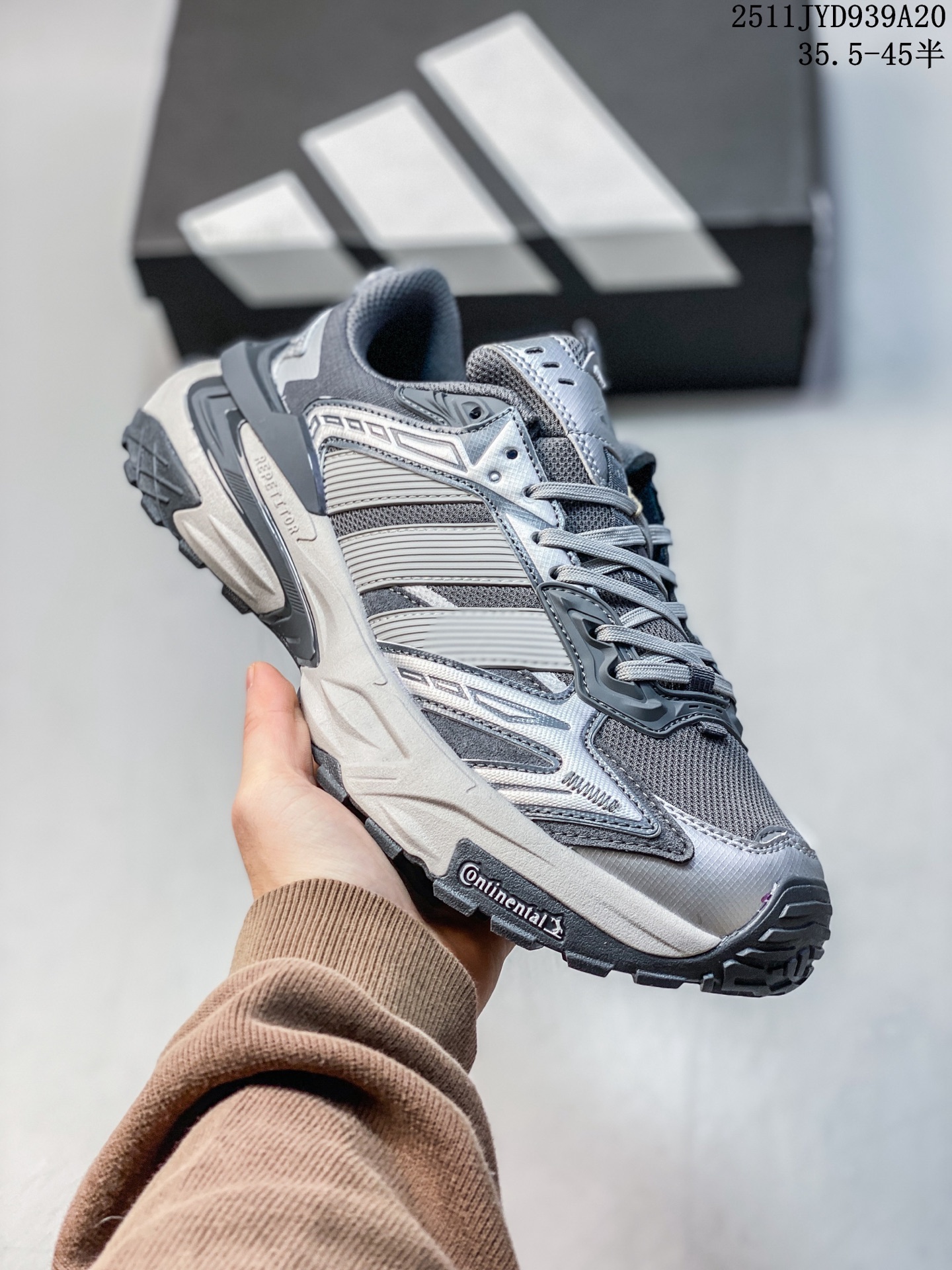 💰170
破晓风暴机甲!
adidas XLG STORM EDGE 舒适百搭 防滑耐磨 老爹鞋 男女同款 35.5-45带半码
11JYD939A20