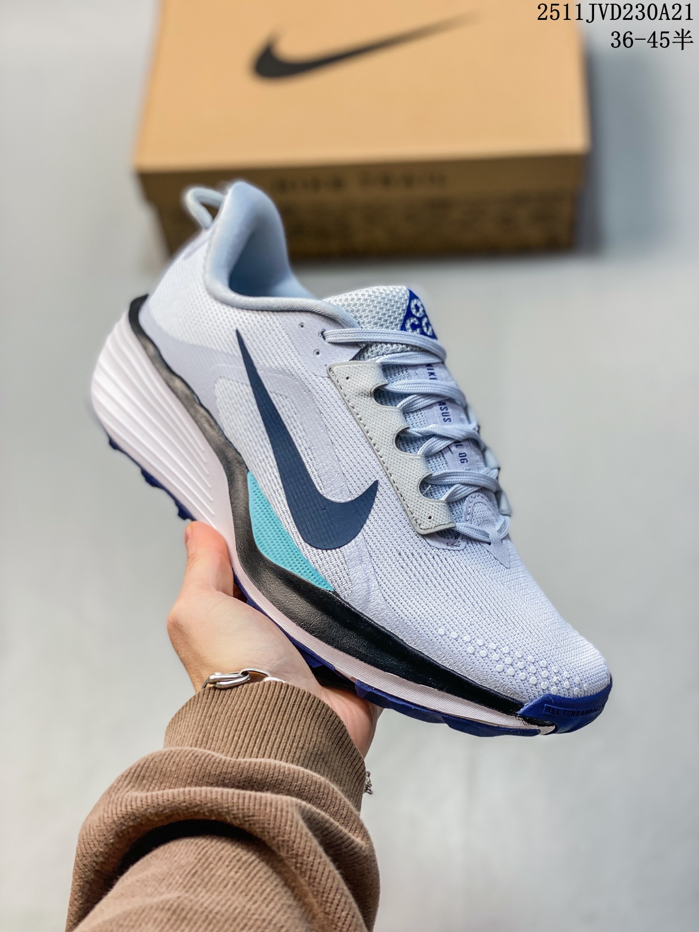 💰190
公司级✅Nike REACTX PEGASUS TRAIL 6
耐克 轻便缓震 越野跑步鞋
兼顾迅疾外观和稳固脚感 后跟覆面和中足动态支撑巧妙融合 缔造稳定顺畅的迈步体验
官方货号:HV8121-319
尺码:36 36.5 37.5 38 38.5 39 40 40.5 41 42 42.5 43 44 45
ID:JHD103-AZZ
11JVD230A21