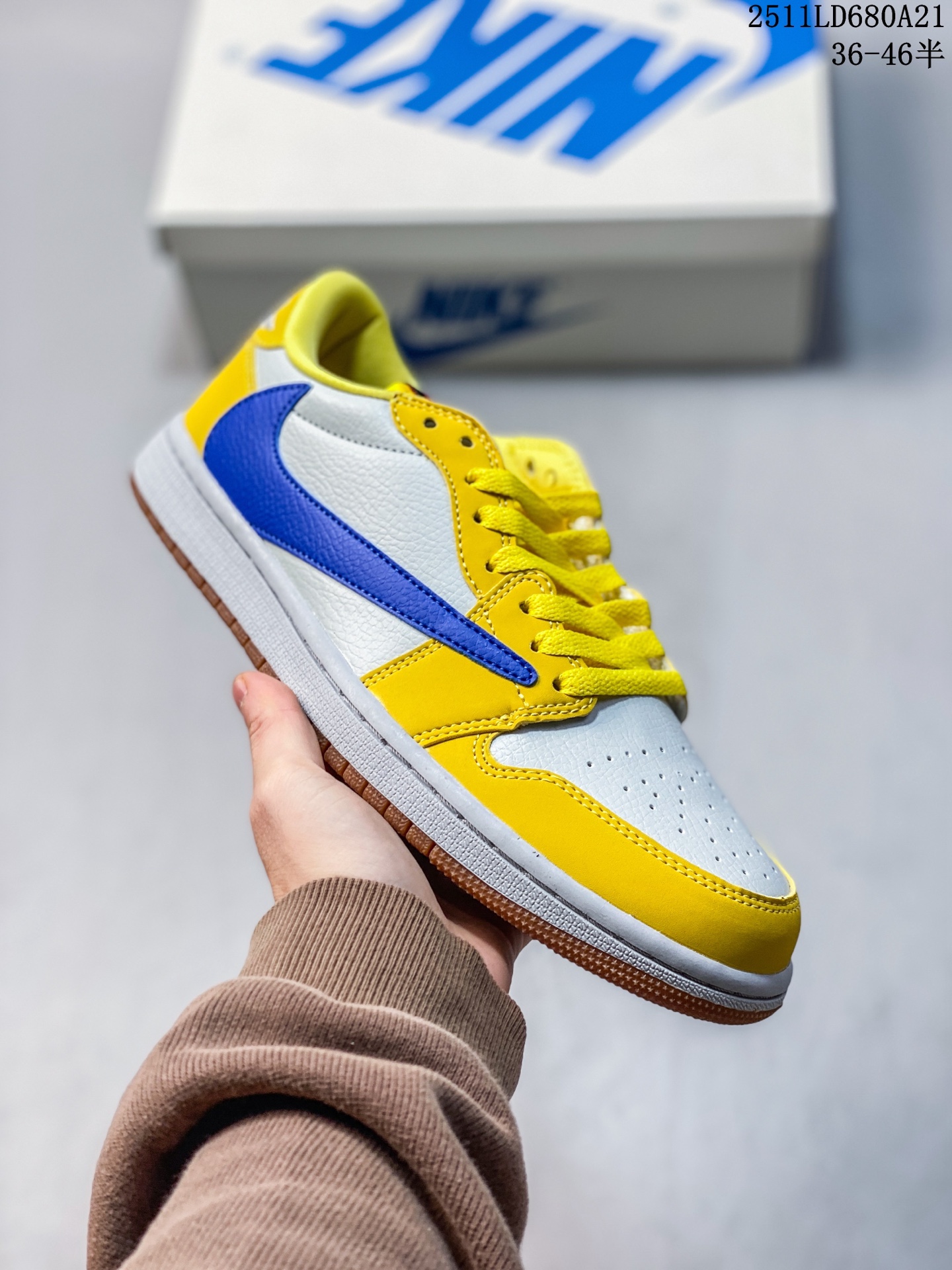 💰100
Nike Air Jordan 1 x Travis Scott AJ1倒勾 乔一倒钩 耐克 低帮文化篮球鞋
货号:DM7866-140
尺码:36 36.5 37.5 38 38.5 39 40 40.5 41 42 42.5 43 44 45 46
11LD680A21