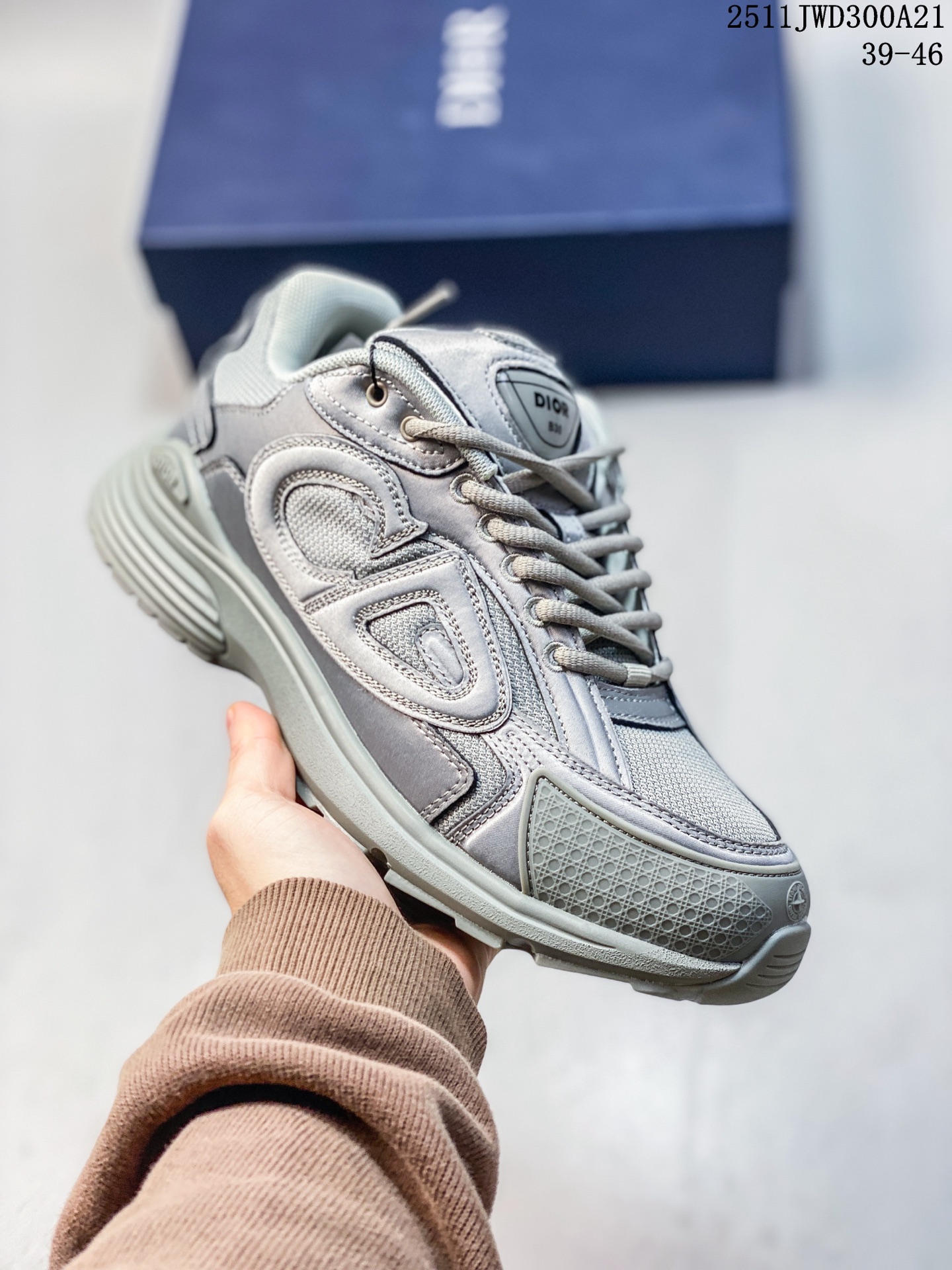 💰180
真标✅Dior迪奥B30网眼织物厚底系带休闲低帮运动鞋男女同款老爹鞋 
货号：1116151
尺码：36-46
编码：D23321121
11JVD300A21