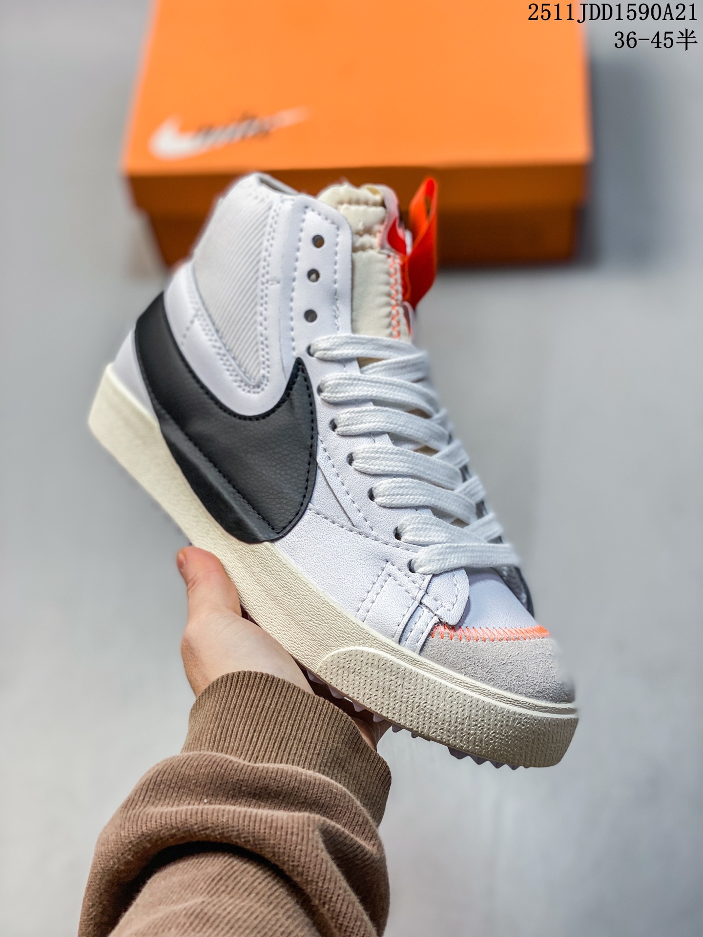 💰120
耐克Nike Blazer Mid Vintage "Lucid Green"1977 QS经典开拓者高帮百搭休闲运动板鞋 唯一采用同源一致荔枝纹牛培皮革鞋面材质 韩国进口环保绿吸附性中底布❗
尺码:36 36.5 37.5 38 38.5 39 40 40.5 41 42 42.5 43 44 44.5 45
11JDD1590A21