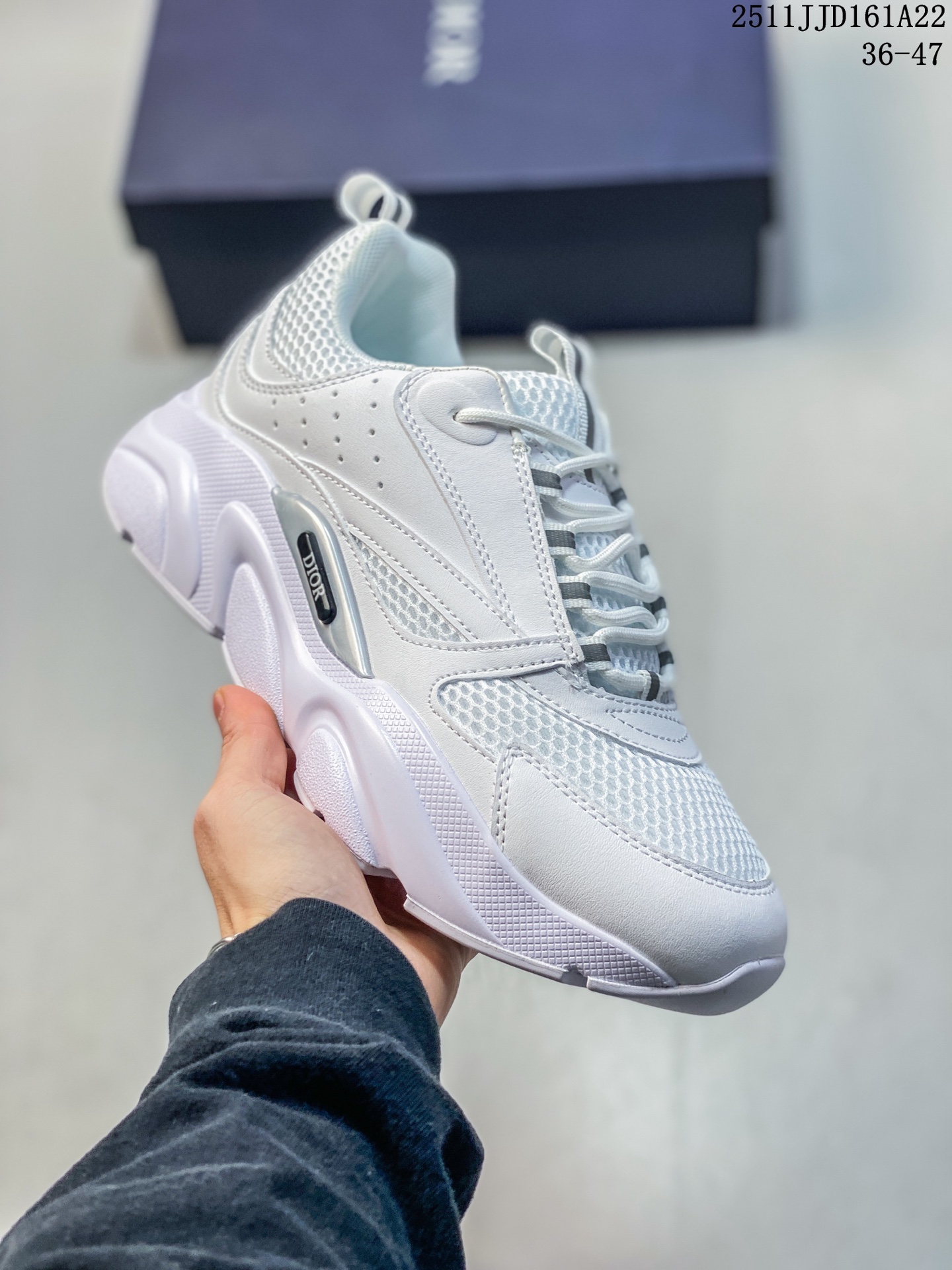 💰130
Dior 迪奥 B22 高奢品牌 彰显高级气质 Dior 运动鞋低帮系列复古休闲鞋时尚慢跑鞋厚底系带 运动跑鞋 生活休闲鞋 男女款 时髦单品 时尚百搭 dior
11JJD161A22