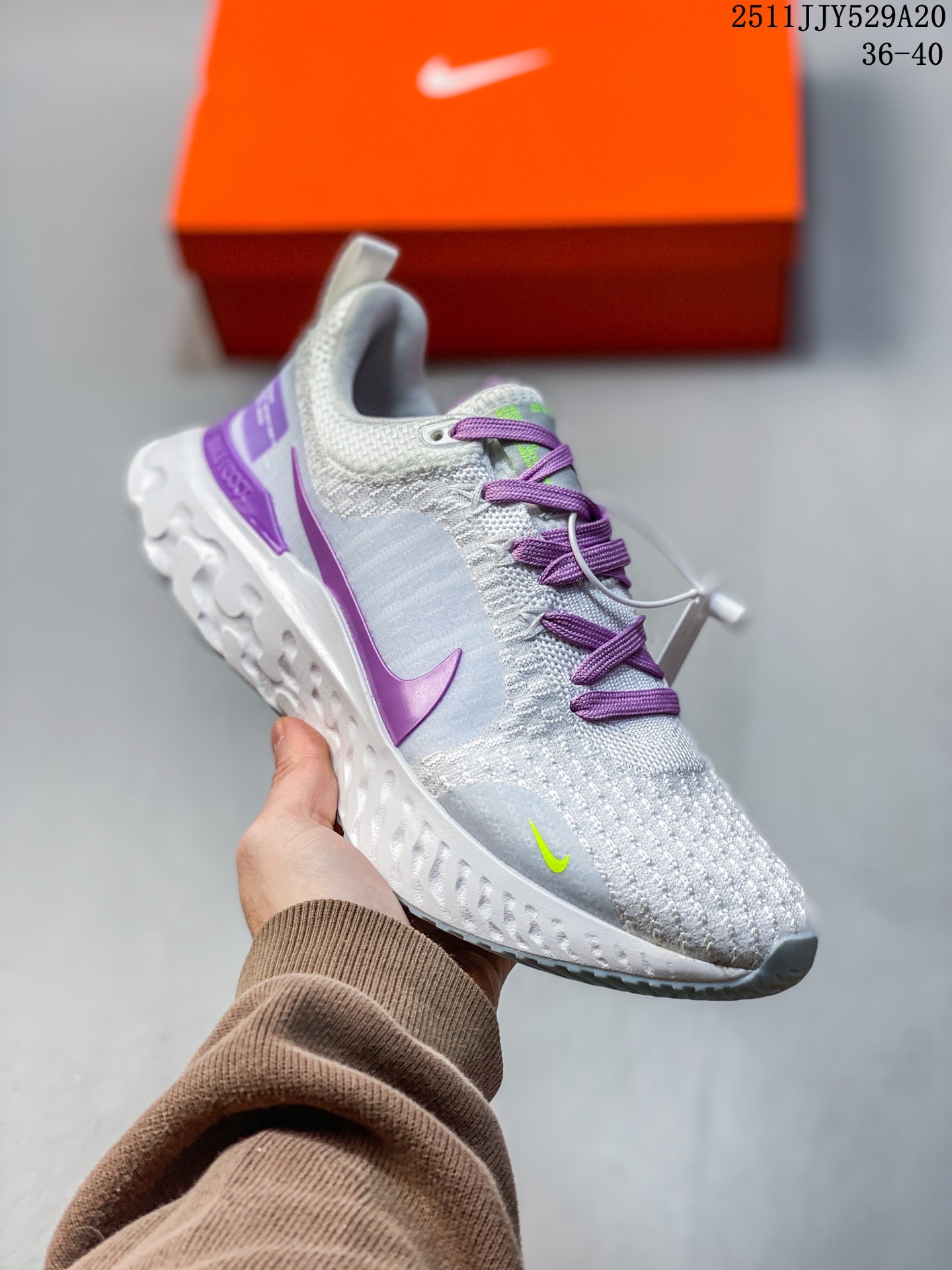 💰135
Nike Ava Rover Light耐克低帮秋冬新款厚底休闲男子运动鞋DX4215
11JJY529A20