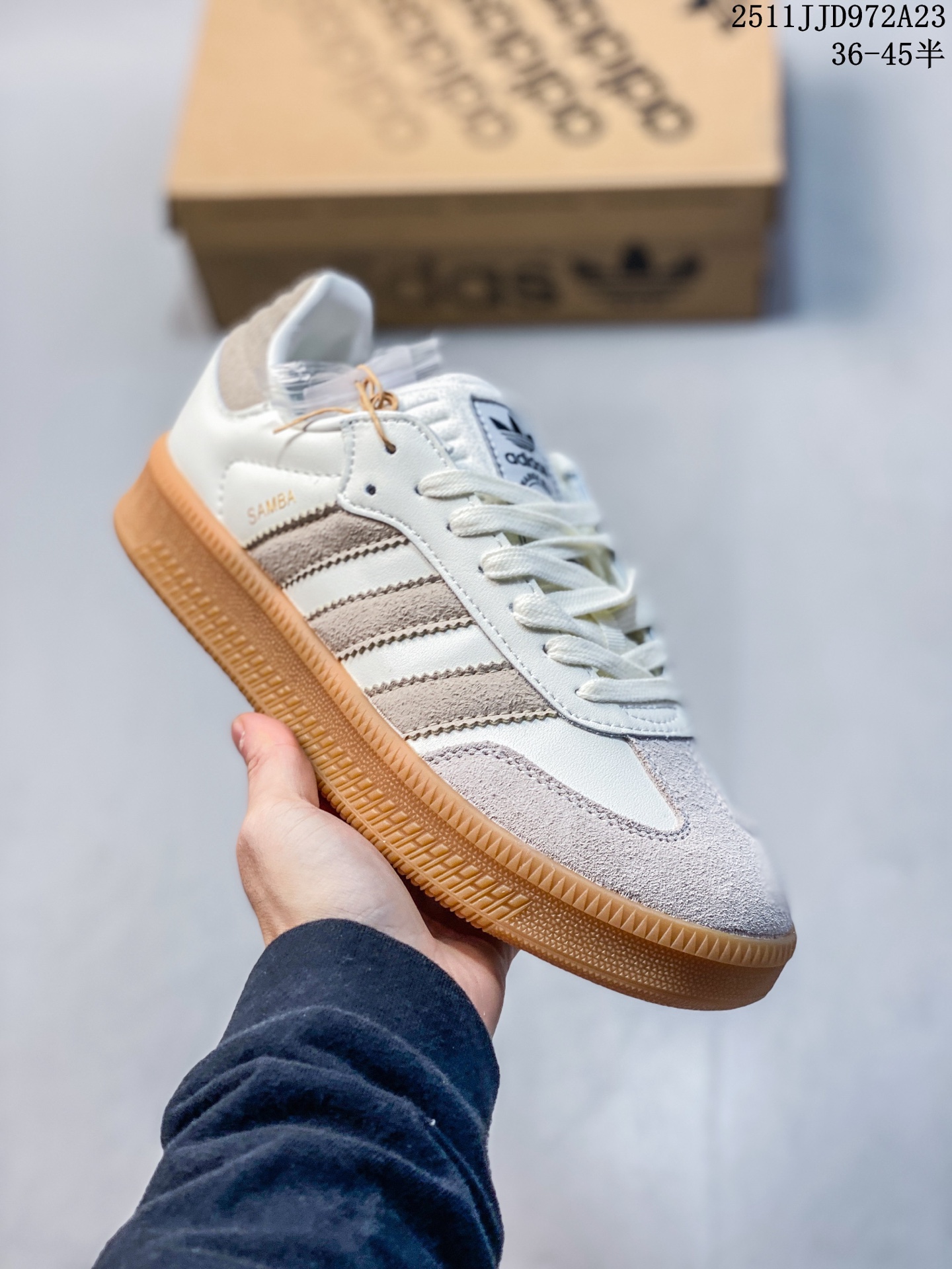 💰130
公司级✅阿迪达斯三叶草Adidas Originals Samba XLG 桑巴舞系列绅士德训足球风百搭低帮休闲运动板鞋
货号:Jl0473
尺码:36 36.5 37 38 38.5 39 40 40.5 41 42 42.5 43 44 45
ID:JJD534-AZK
11JJD972A23