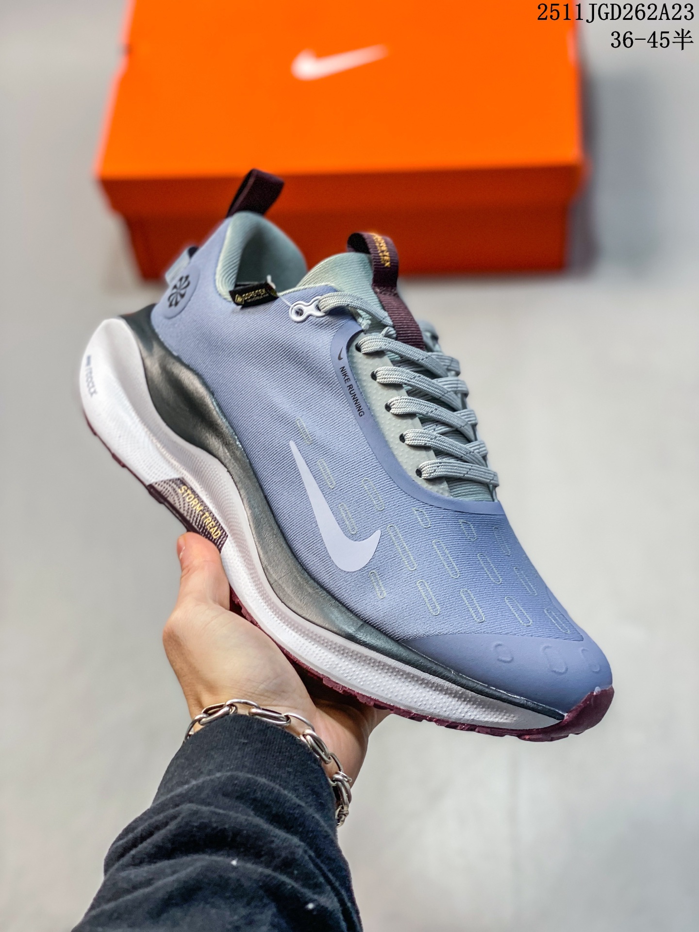 💰140
公司级✅耐克 NIKE COURT BOROUGH MID 中帮百搭透气休闲运动板鞋
经典耐用的设计 兼顾舒适脚感和出众风范 演绎匠心之作 结构性的支撑贴合感结合复古篮球设计 塑就场外全明星风范
11JHD262A23