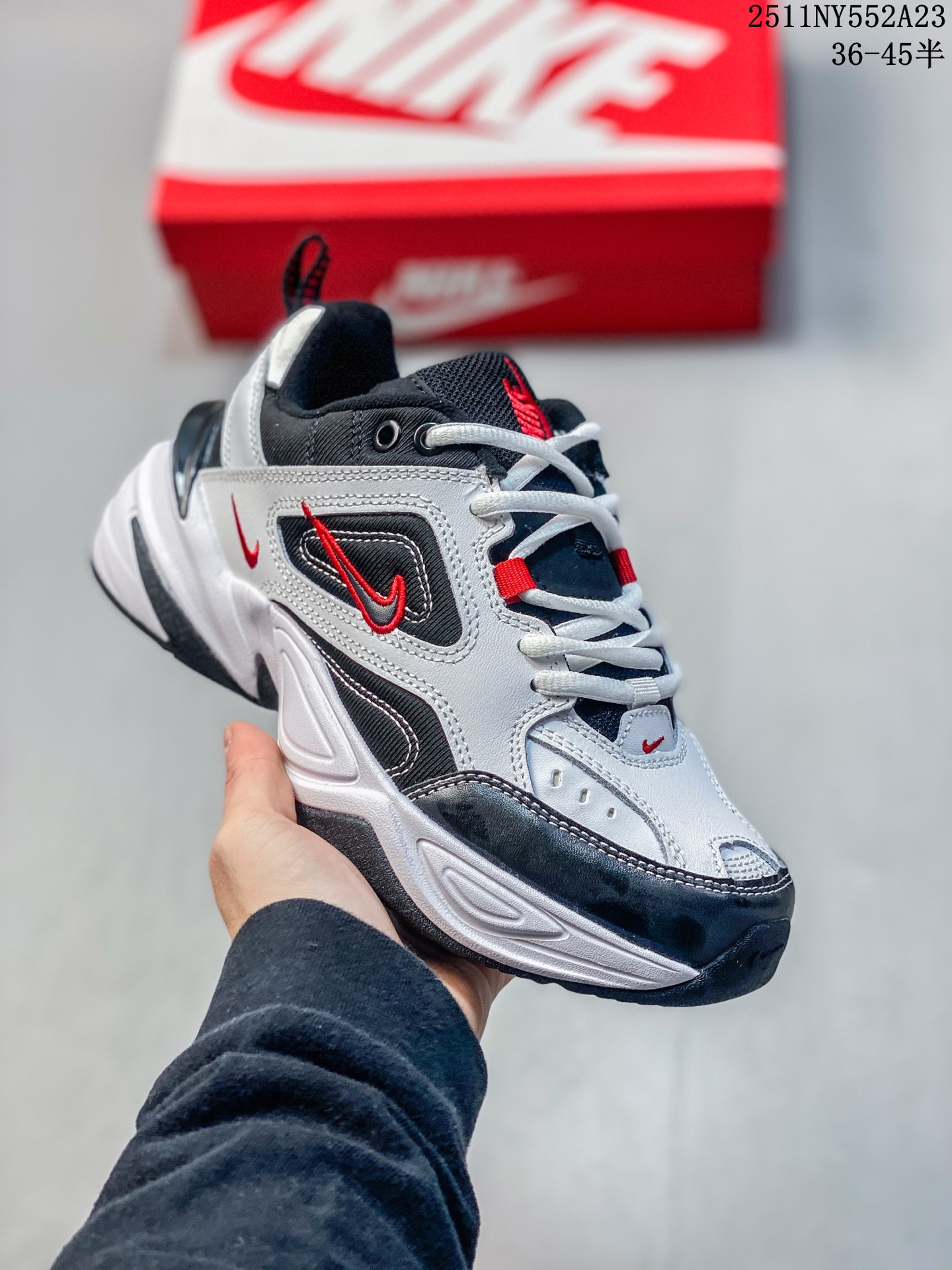 💰115
简介:真标半码✅耐克Nike M2K Tekno 复古潮流百搭老爹鞋 货号:AV4789-004
尺码:36-45半码
11NY552A23