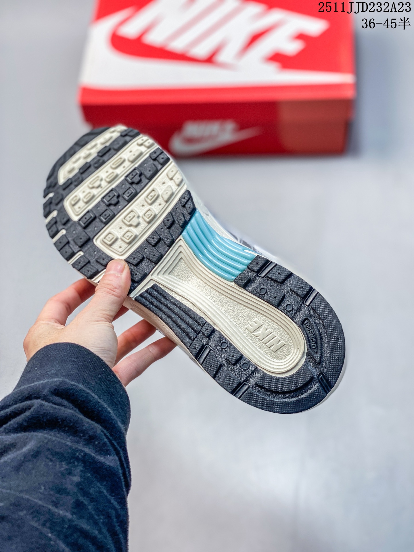 💰110
NK P6000 系列低帮复古老爹风休闲运动舒适慢跑鞋
超火复古老爹跑鞋 充正版本
耐克 P6000老爹鞋Initiator 独家出货
独家私模 原鞋 真标 原盒打造
官方货号：BV1021-108
Size：如图
编码：D71221123
11JJD232A23