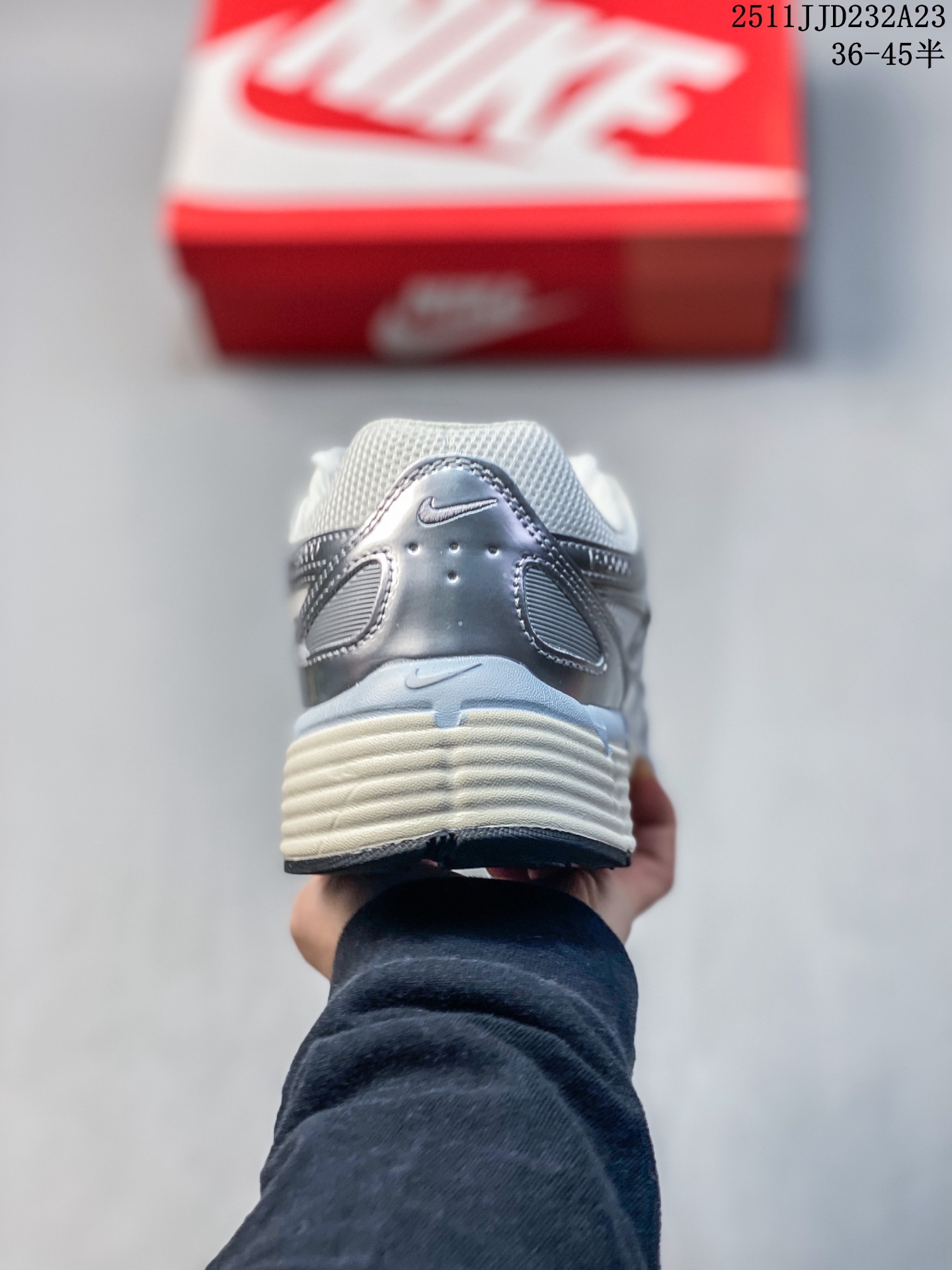 💰110
NK P6000 系列低帮复古老爹风休闲运动舒适慢跑鞋
超火复古老爹跑鞋 充正版本
耐克 P6000老爹鞋Initiator 独家出货
独家私模 原鞋 真标 原盒打造
官方货号：BV1021-108
Size：如图
编码：D71221123
11JJD232A23