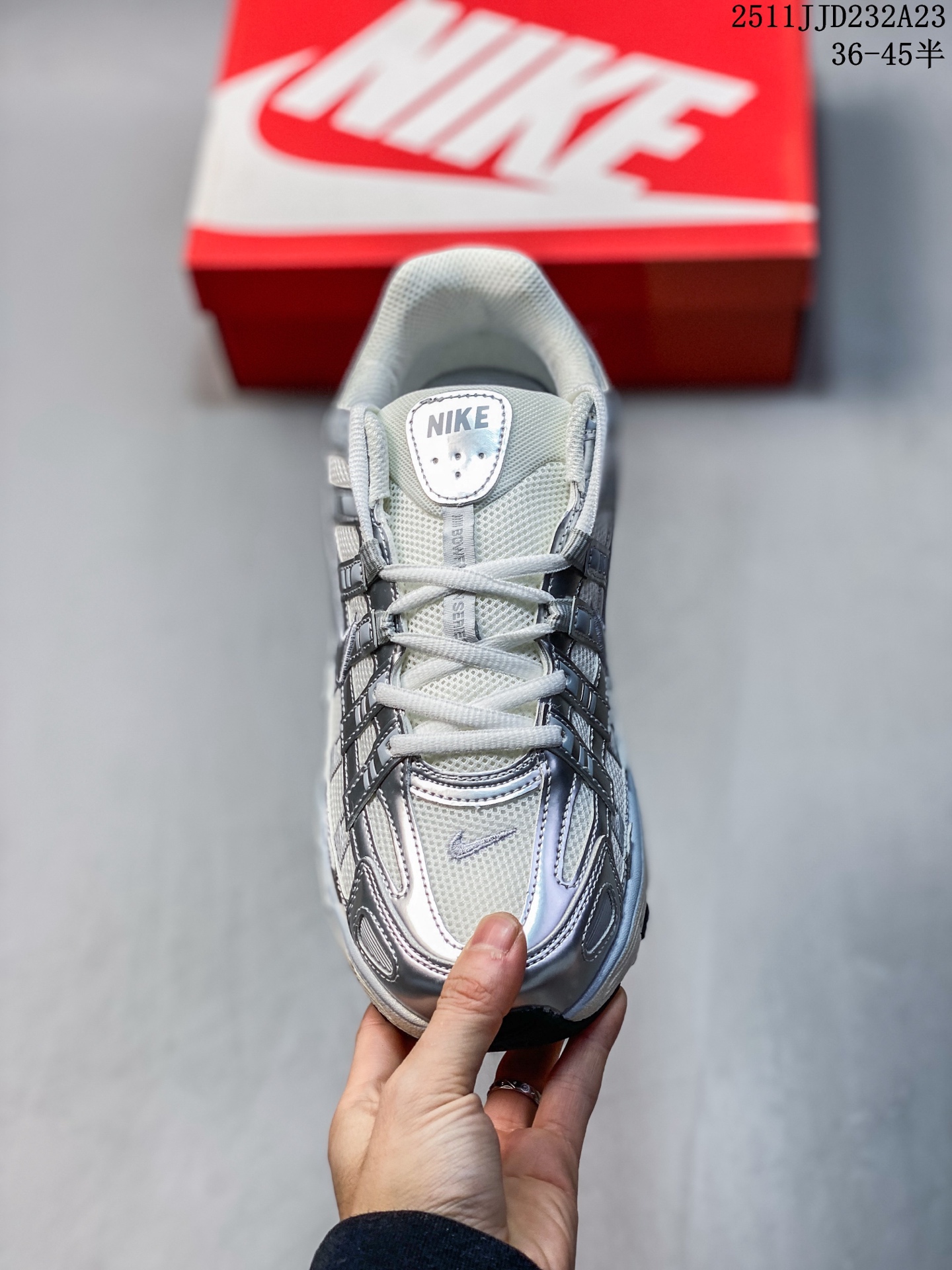 💰110
NK P6000 系列低帮复古老爹风休闲运动舒适慢跑鞋
超火复古老爹跑鞋 充正版本
耐克 P6000老爹鞋Initiator 独家出货
独家私模 原鞋 真标 原盒打造
官方货号：BV1021-108
Size：如图
编码：D71221123
11JJD232A23