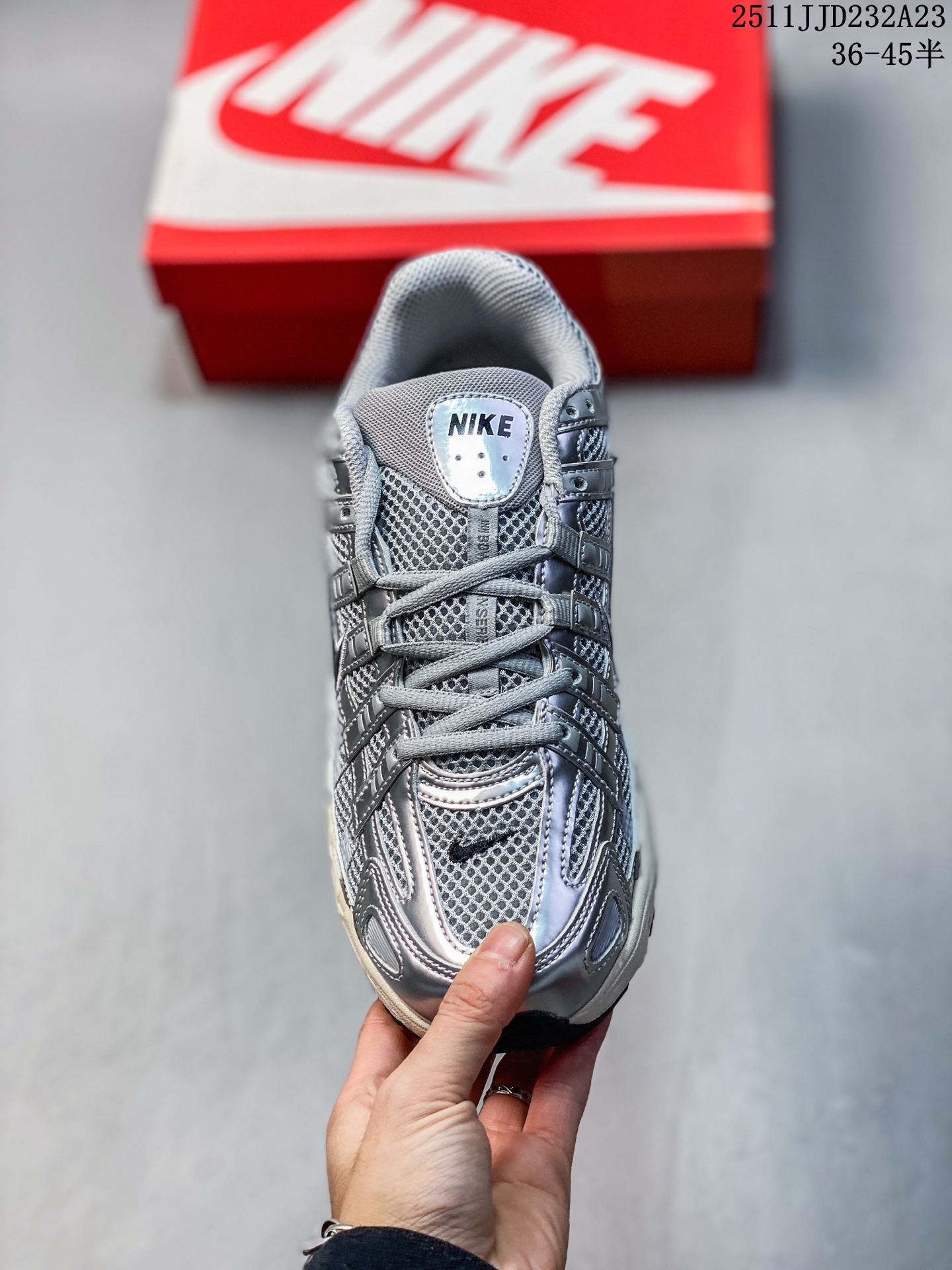 💰110
NK P6000 系列低帮复古老爹风休闲运动舒适慢跑鞋
超火复古老爹跑鞋 充正版本
耐克 P6000老爹鞋Initiator 独家出货
独家私模 原鞋 真标 原盒打造
官方货号：BV1021-108
Size：如图
编码：D71221123
11JJD232A23