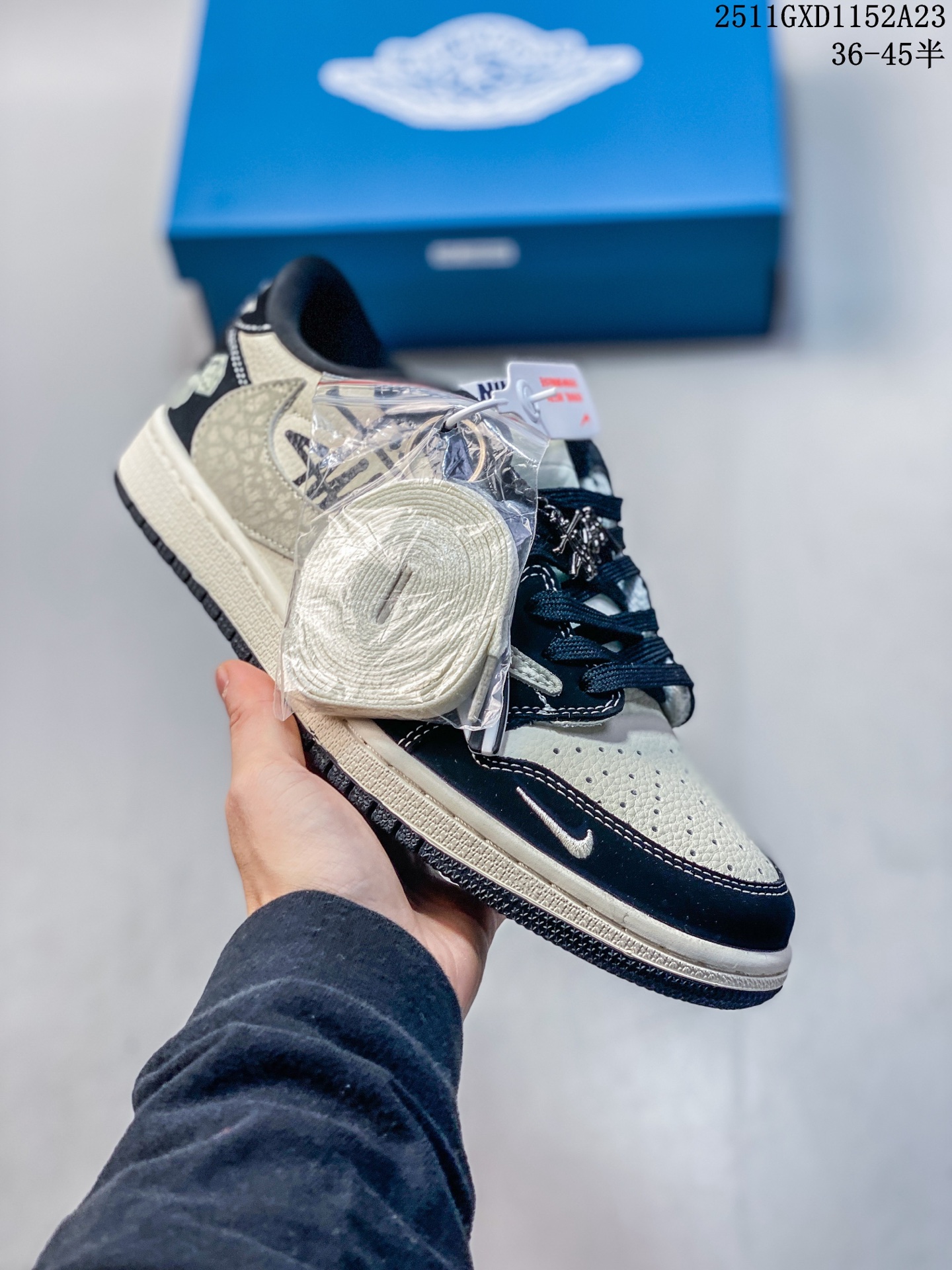海外爆款限量发售! Travis Scott x Jordan 1 Low “斯图西联名——骰子米黑裂纹” 高端定制 乔丹倒勾低帮休闲板鞋 大厂纯原品质出货 纯正版型 定制鞋盒 皮料切割干净无任何毛边 细节完美 超高清洁度 货号:DD7866-102 GXD1152A23