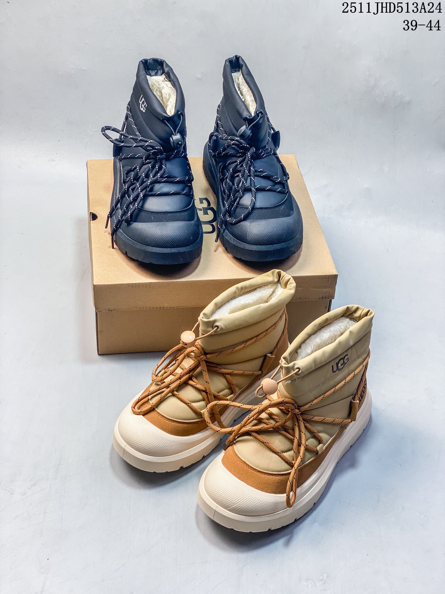 🈴️💰150
UGG/雪地靴 UGG Heritage Utility Sneaker 传统实用运动鞋 UGG元素与经典运动鞋的氛围相结合，融合了传统与创新。鞋面采用全粒皮革和麂皮完成。采用来自甘蔗的EVA材质制作的鞋底，拥有发挥出色的抓地力 
11JHD513A24