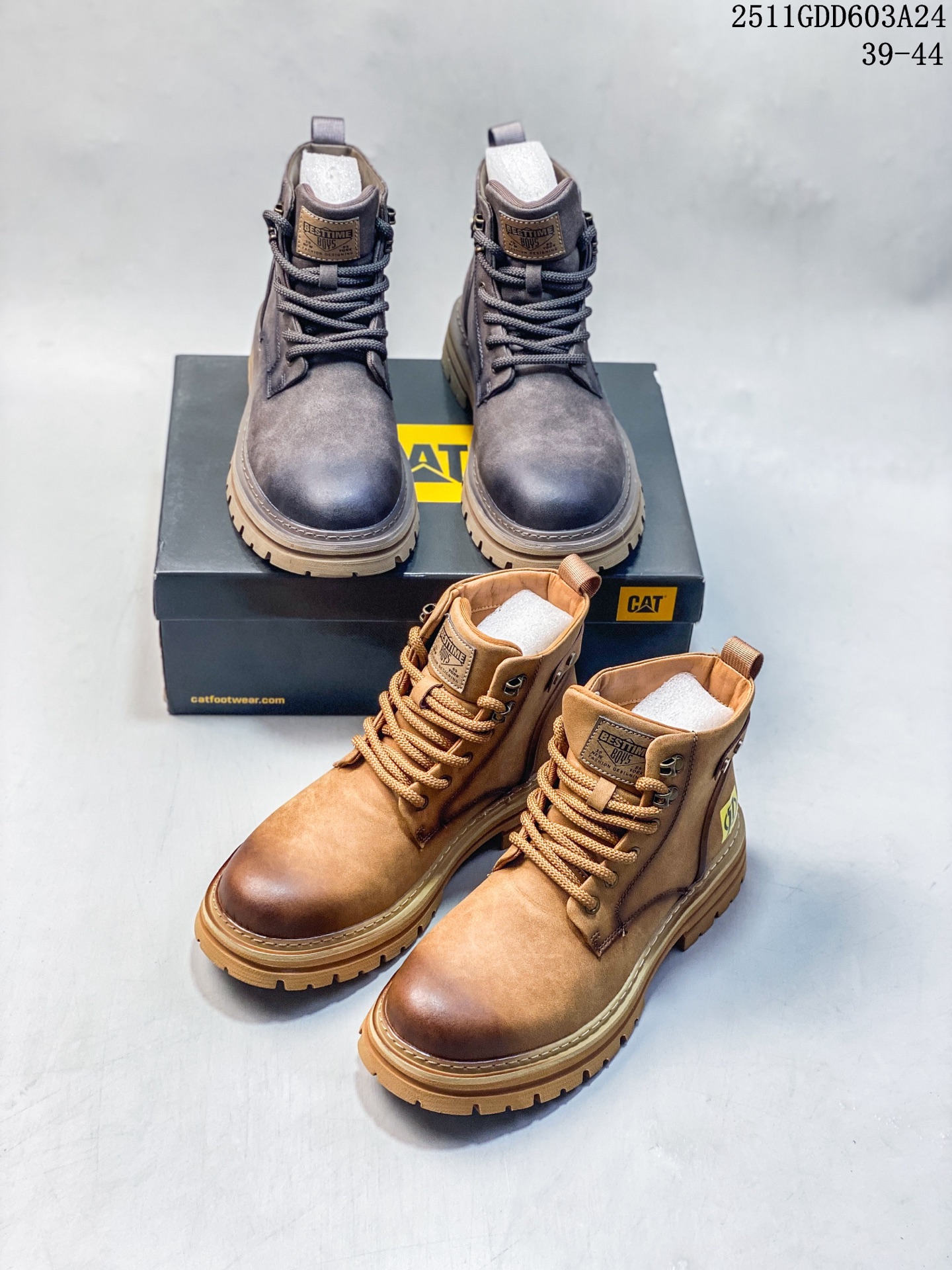 🈴️💰210
CAT纯原 广东大厂 新款 推土机 休闲时尚  男士休闲皮鞋 原单品质真标公司卡特男鞋广东纯原 历年经典热销款  新款头层牛皮耐磨防滑橡胶大底 固特异工艺 永不开胶 经久耐穿 高级头层牛皮 男士顶级卡特真标男鞋..
11GDD603A24