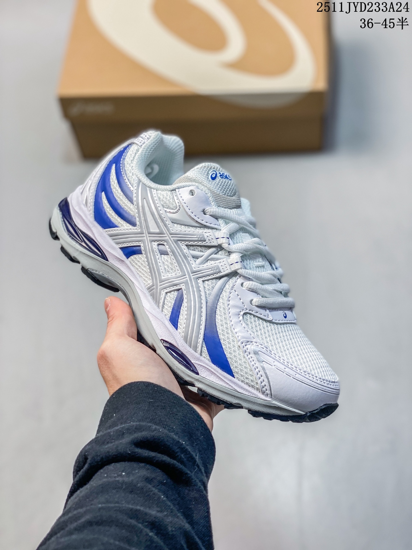 💰160
公司级✅Asics GEL-SEKIRAN 亚瑟士 时尚舒适 低帮 休闲跑步鞋
货号:1203A711-100
尺码:36 37 37.5 38 39 39.5 40.5 41.5 42 42.5 43.5 44 45 46 47
ID:JFD103-AZF
11JYF233A24