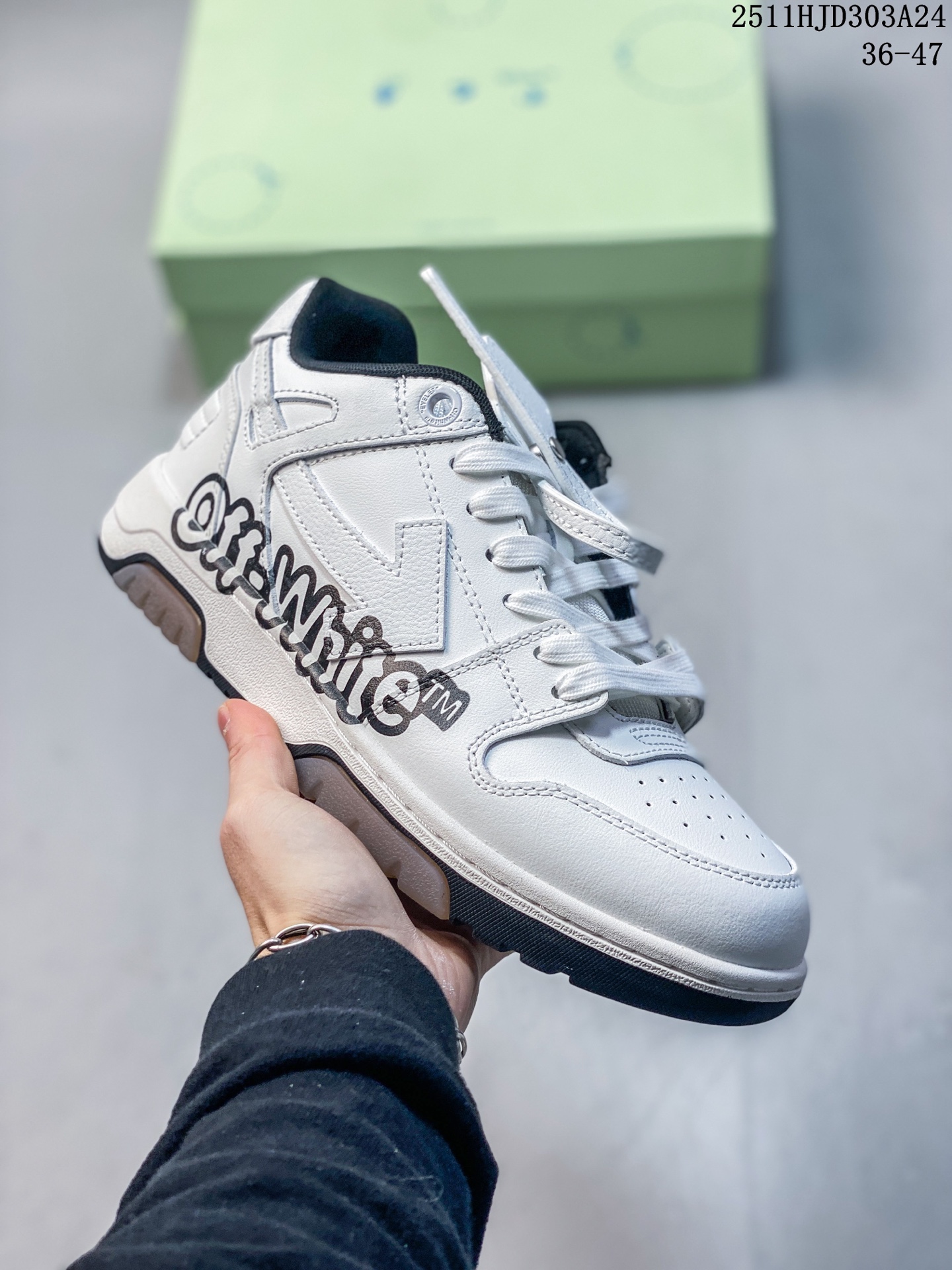 💰320
公司级✅OFF-WHITE 新款圆头系带低帮运动小白鞋跑步鞋多色拼色运动休闲鞋
尺码:36-45
lD:284GND1121
11HJD303A24