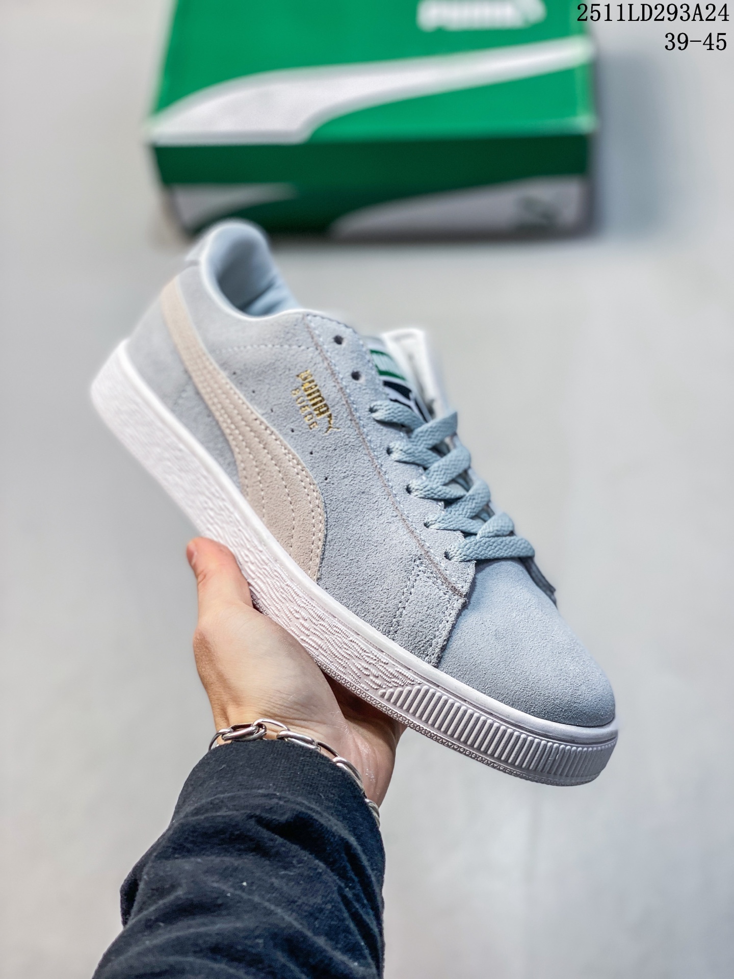 💰100
PUMA Bella UT 彪马 徐梦洁同款舒适男女低帮生活休闲德训薄底鞋
货号:402186 02。381175 06
尺码:看图所示
ID:105916
11LD293A24