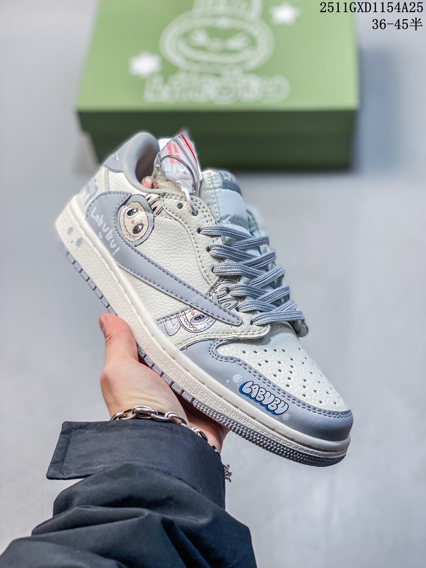 Nike Air Jordan 1 Low 定制配色 拉布布联名 定制AJ联名-高端定制 低帮复古文化板鞋 #定制鞋盒 大厂纯原品质出货 超高清洁度 皮料切割干净无任何毛边 细节完美 货号:JW1188 163 GXD1154A25