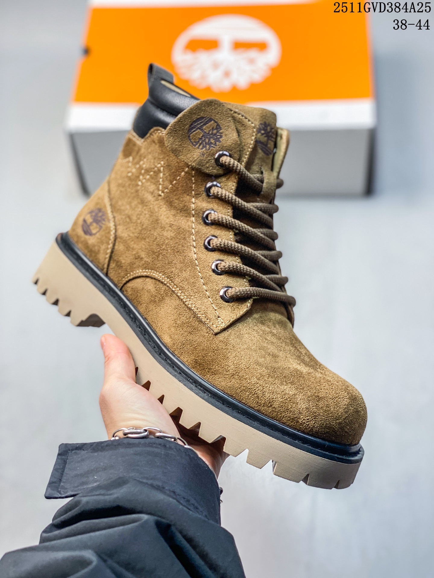 💰290
Timberland添柏岚/天伯伦 秋冬新品 秋冬必备户外休闲大黄靴系列#广东大厂品质 原盒原包装 时尚潮流搭配 面料采用意大利🇮🇹顶级磨砂细纹牛皮 轻质大底 搭配防臭防腐真皮乳胶鞋垫 大底到五金都是代工厂原材料制作 同原版固特异永不开胶工艺 好货不杀猪 首单质量严格把控 全网独家首发 品质毋庸置疑 全套官网统一包装 给您完美的穿着体验 质量考究耐穿 型男必备 专治不帅 高品质脚感一流 今年冬季防寒户外专用 日常随意搭配
尺码:38-44(皮鞋码)
11GVD384A25