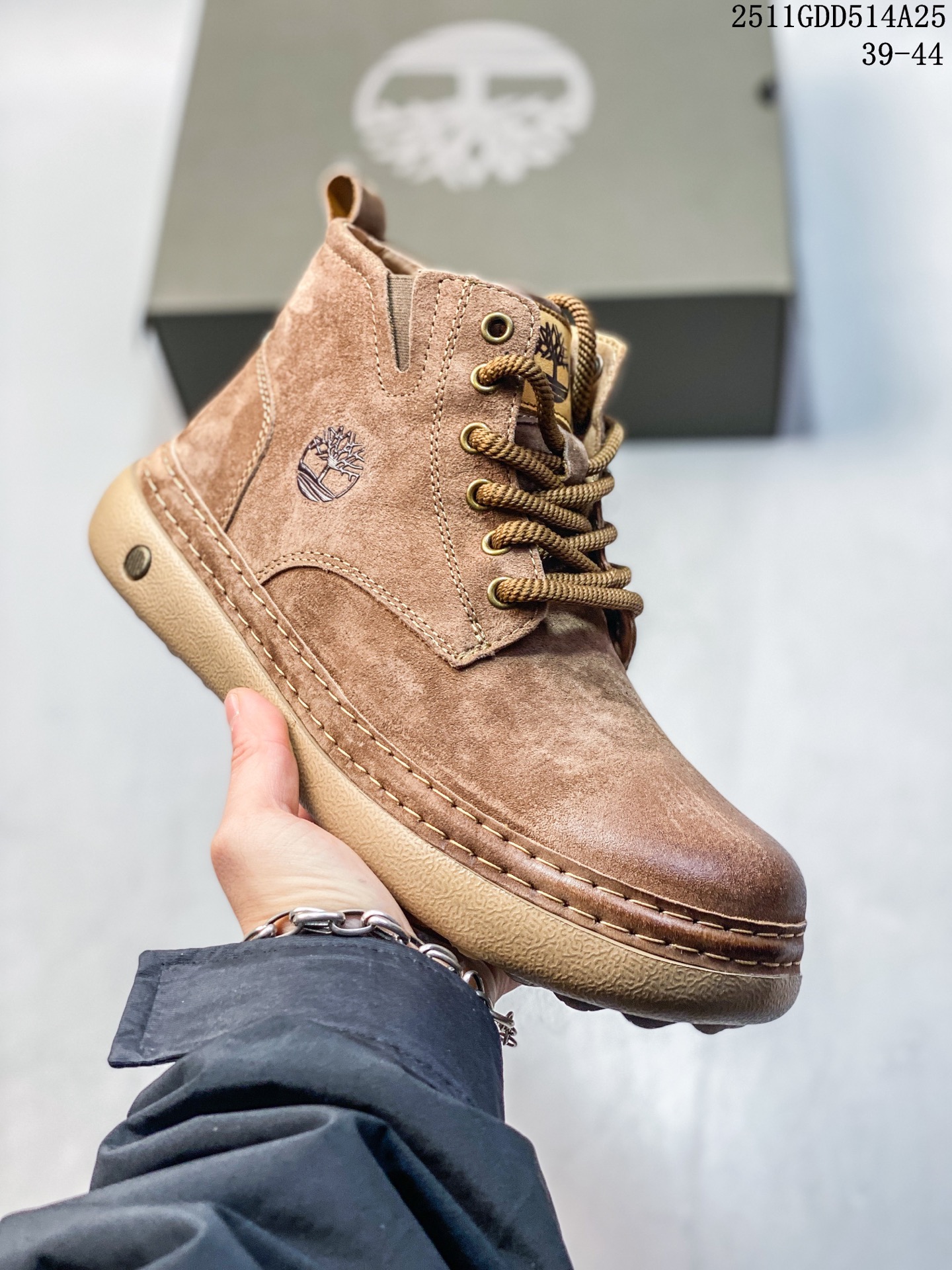 💰220
Timberland 天伯伦/添柏岚经典款
25ss新款底帮 经典再造 全新升级
广东大厂品质 原盒原包装
面料采用意大利🇮🇹顶级磨砂牛皮
搭配防臭防腐真皮乳胶鞋垫
给您完美的穿着体验 质量考究耐穿
型男必备 专治不帅
高品质脚感一流 独家供应
11GDD514A25