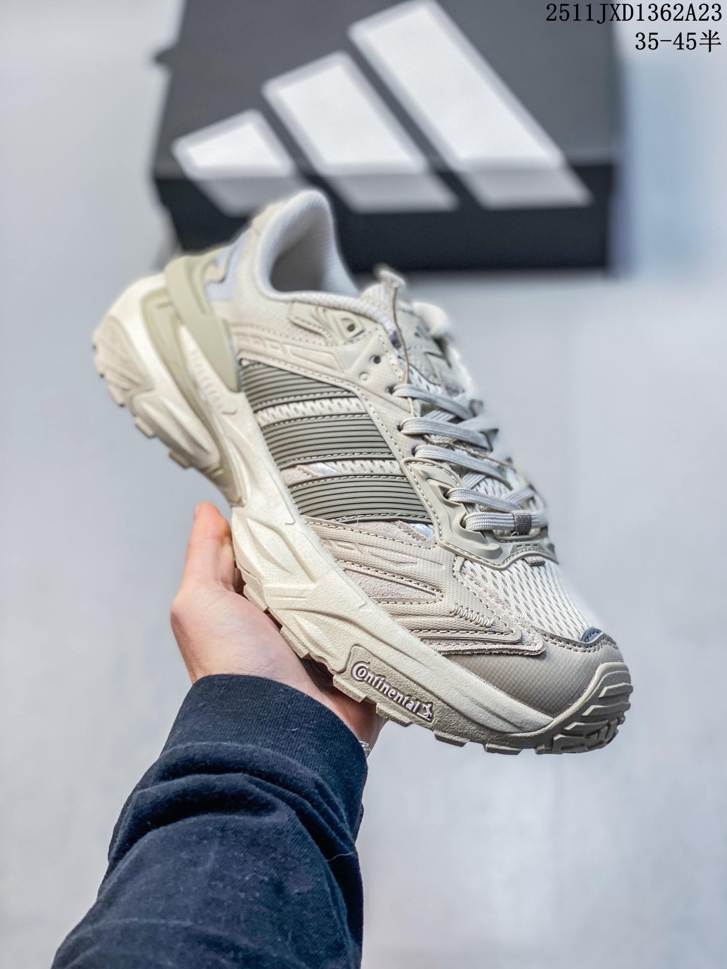 💰160
Adidas Originals Adistar Jellyfish 阿迪复古舒适防滑减震运动鞋    尺码：35-45半
11JXD1362A23