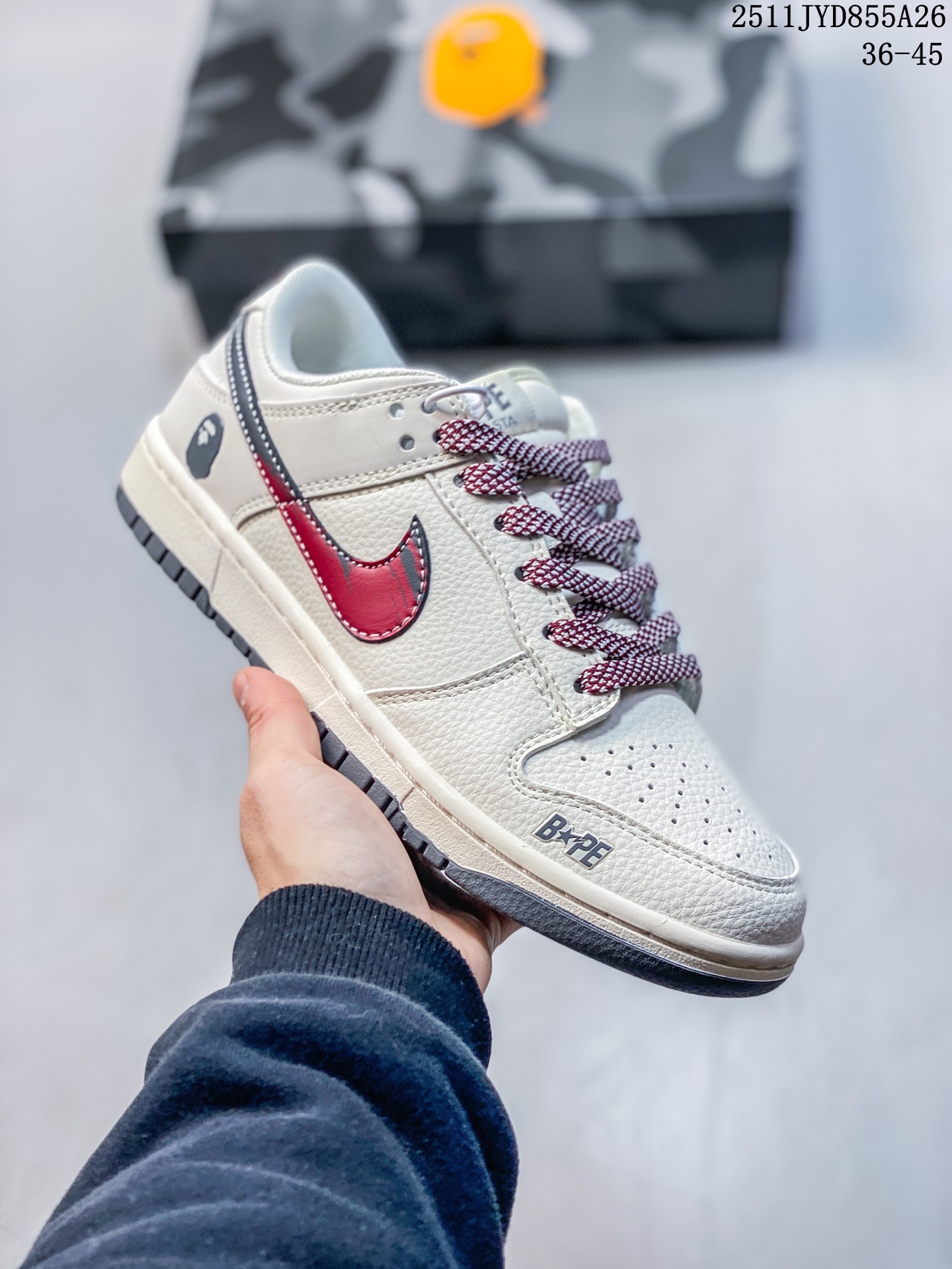 Nike SB Dunk Low“ 斯图西联名——水蓝牛仔” 周年高端定制 低帮休闲板鞋 定制鞋盒 大厂纯原品质出货 超高清洁度 皮料切割干净无任何毛边 细节完美 货号:JJ2508-562 JYD855A26