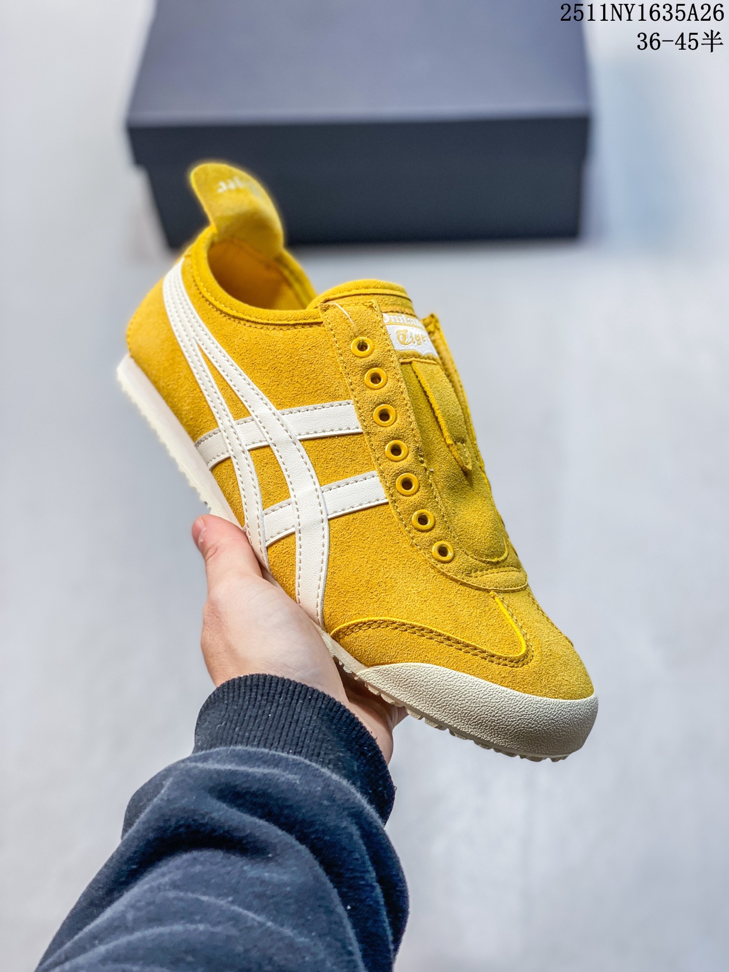 💰115
Onitsuka Tiger鬼塚虎MEXICO 66 Slip-On 人造革圆头系带 防滑耐磨保暖低帮生活休闲鞋男女同款加绒米色 36-45半
11NY1635A26