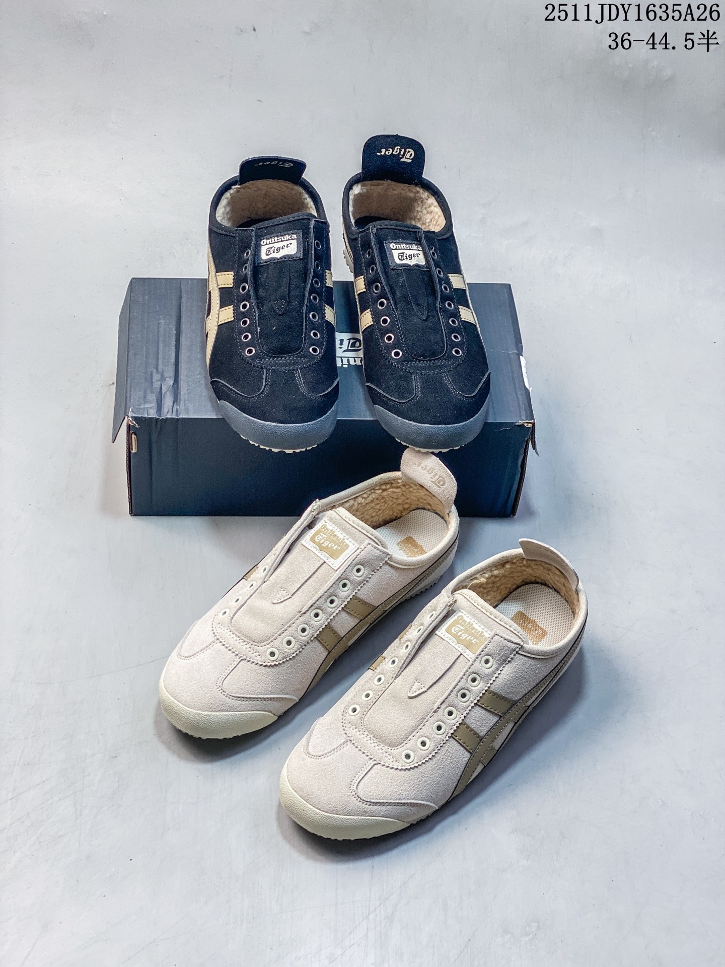 🈴️💰125
Onitsuka Tiger鬼塚虎MEXICO 66 Slip-On 人造革圆头系带 防滑耐磨保暖低帮生活休闲鞋男女同款加绒米色 36-45半
11JDY1635A26